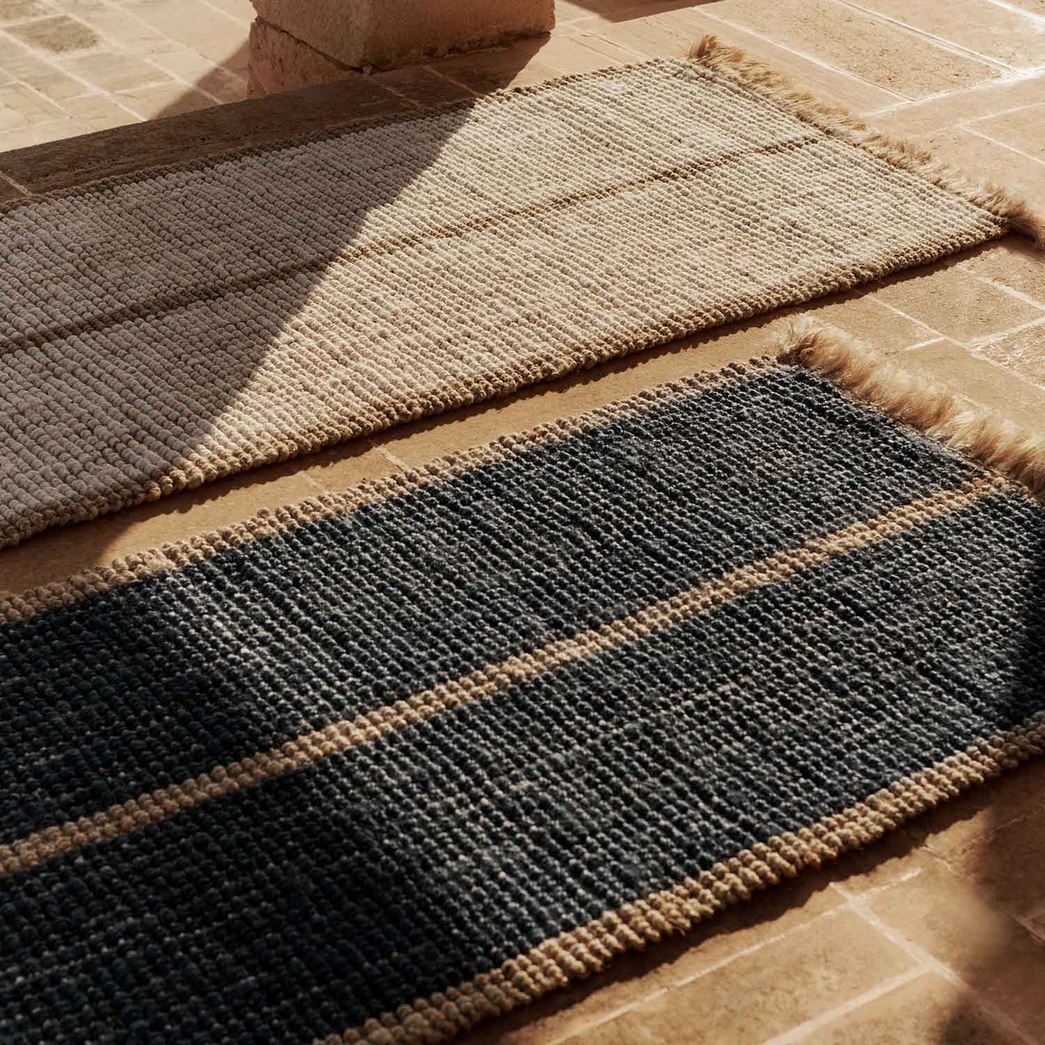 Ferm Living - Athens Läufer 80x200 cm natural/ink blue