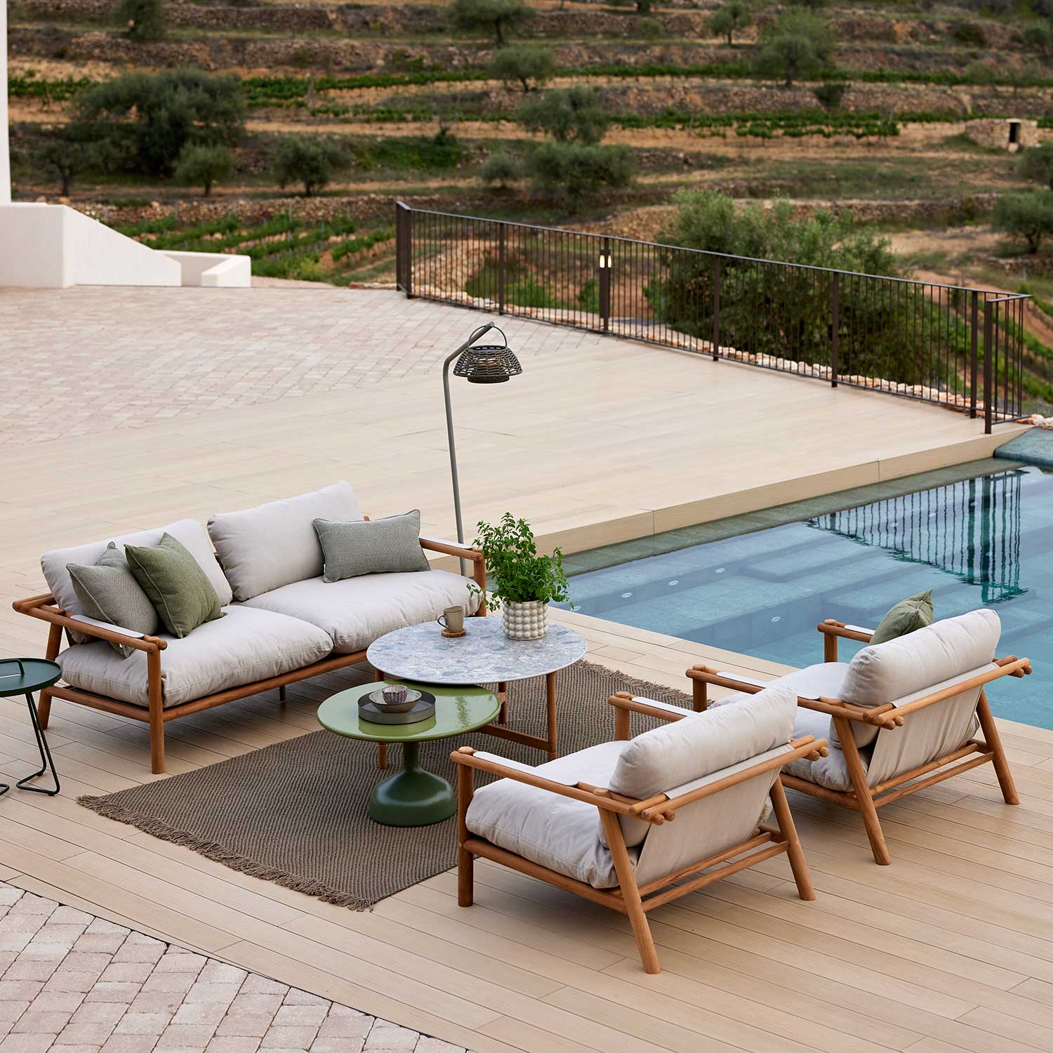 outdoorsofa sticks cane line 98708