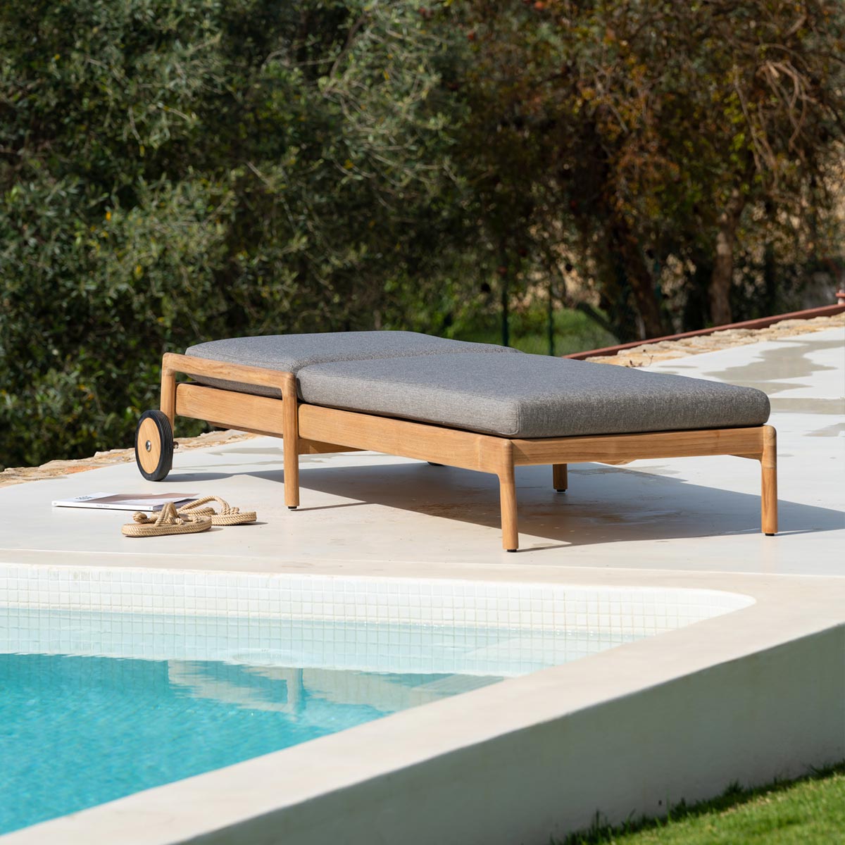 ethnicraft liegestuhl verstellbar 10256 lifestyle dicke polsterung liegend 85759