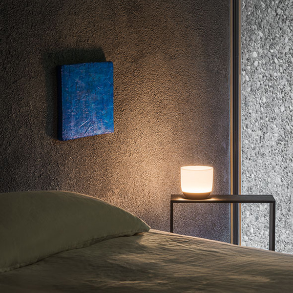 flos gaku wireless table schwarz 5