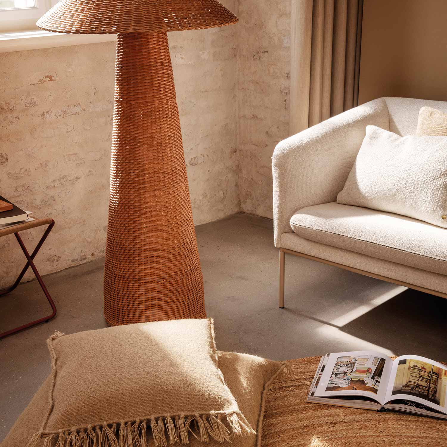 ferm living turn 1 sitzer ambiente close up 85089