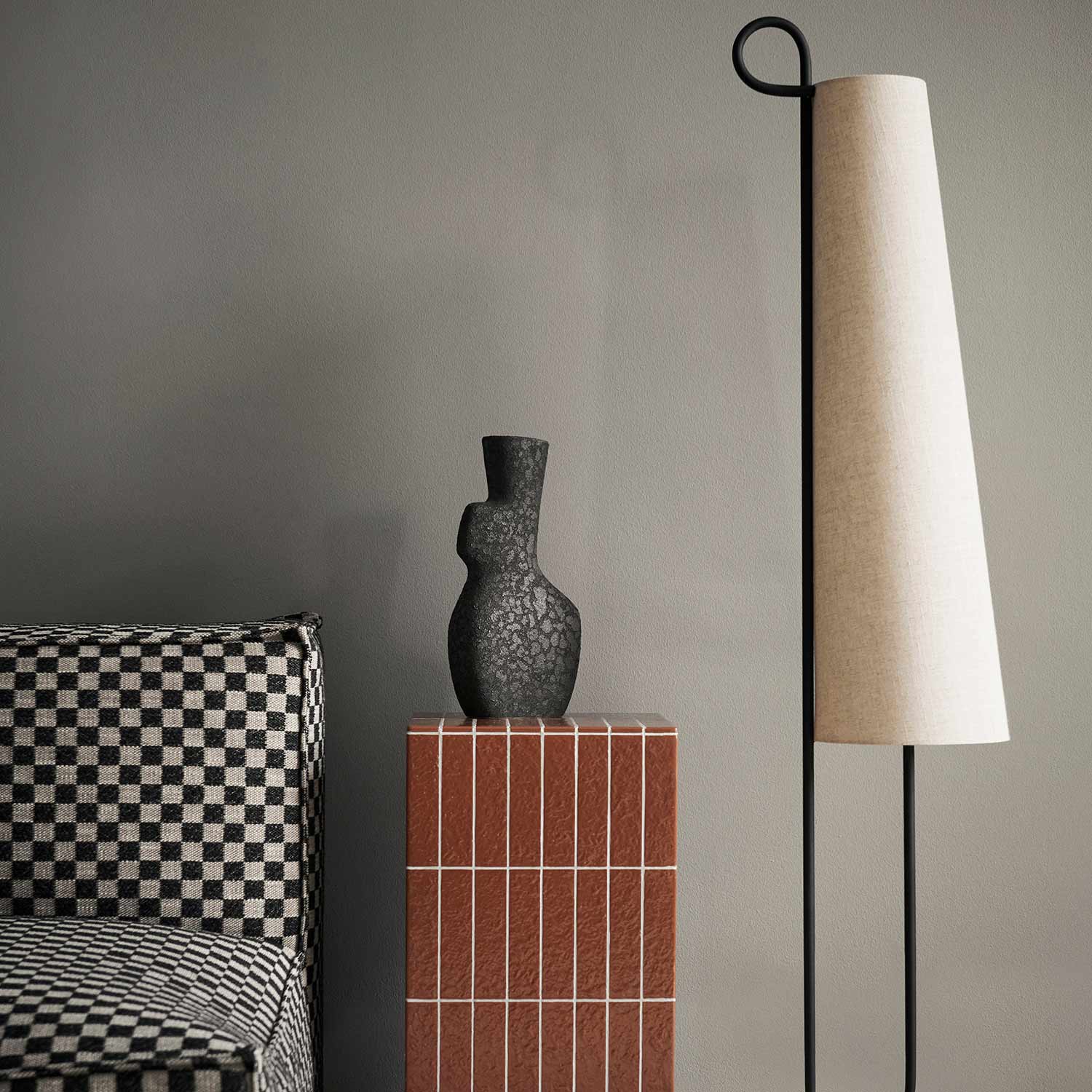 ferm living yara vase rustic iron large beistelltisch 96432