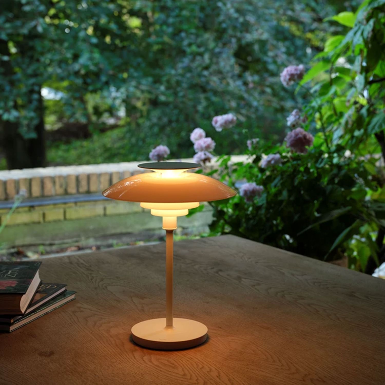 Louis Poulsen - PH 80 portable Leuchte opal weiß/weiß