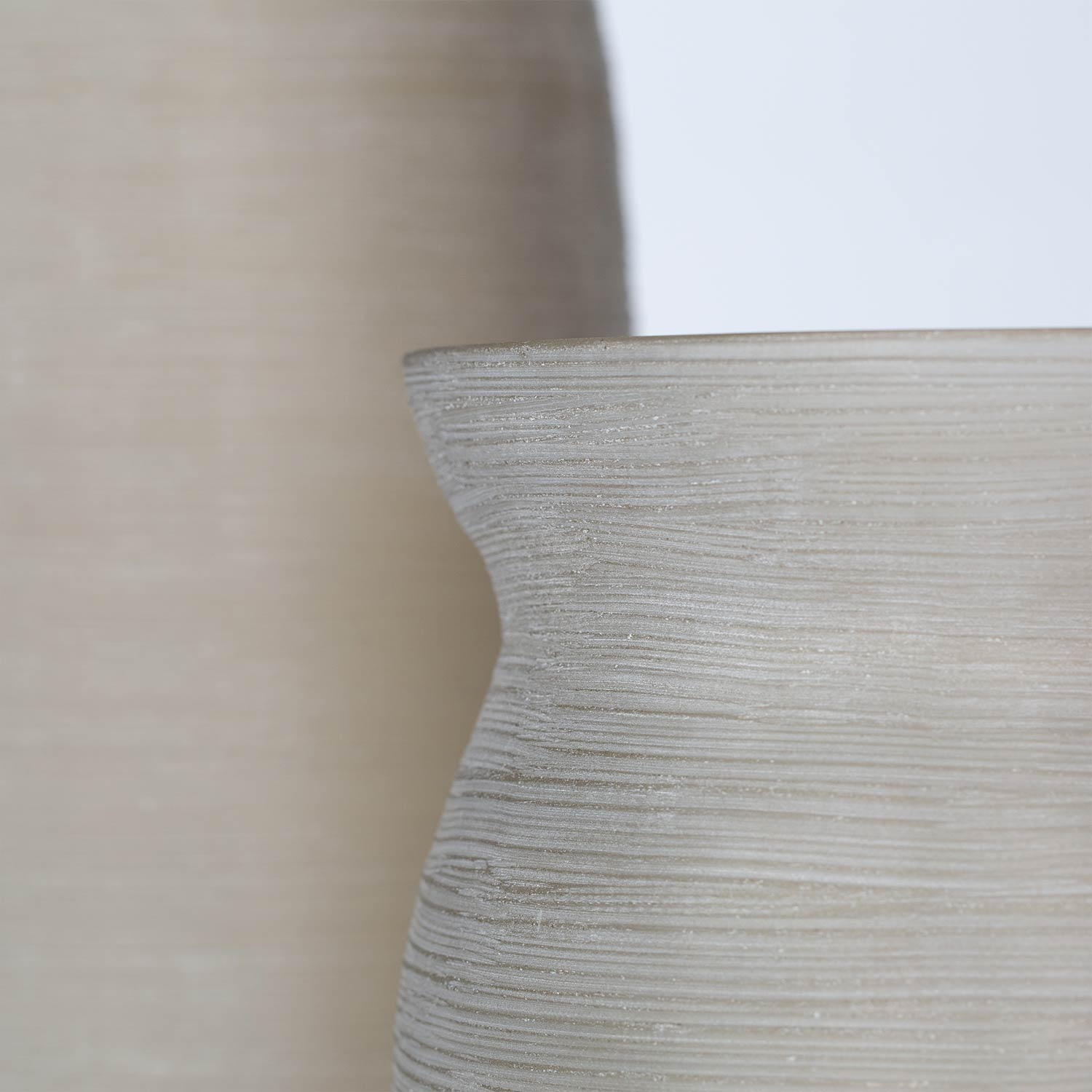 GUAXS Mathura Vase smokegrey Detail 2 106668