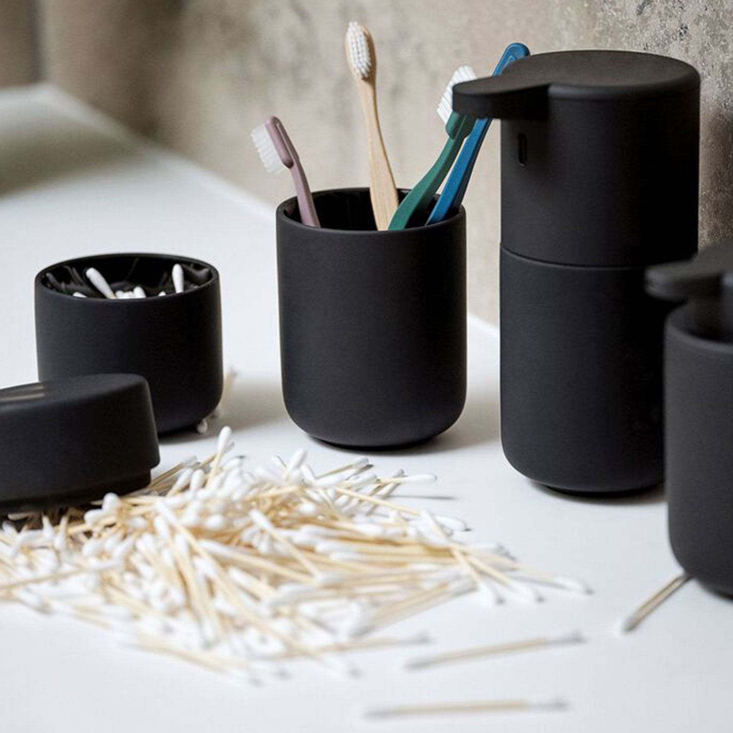 Zone Denmark - Ume Zahnbürstenbecher schwarz