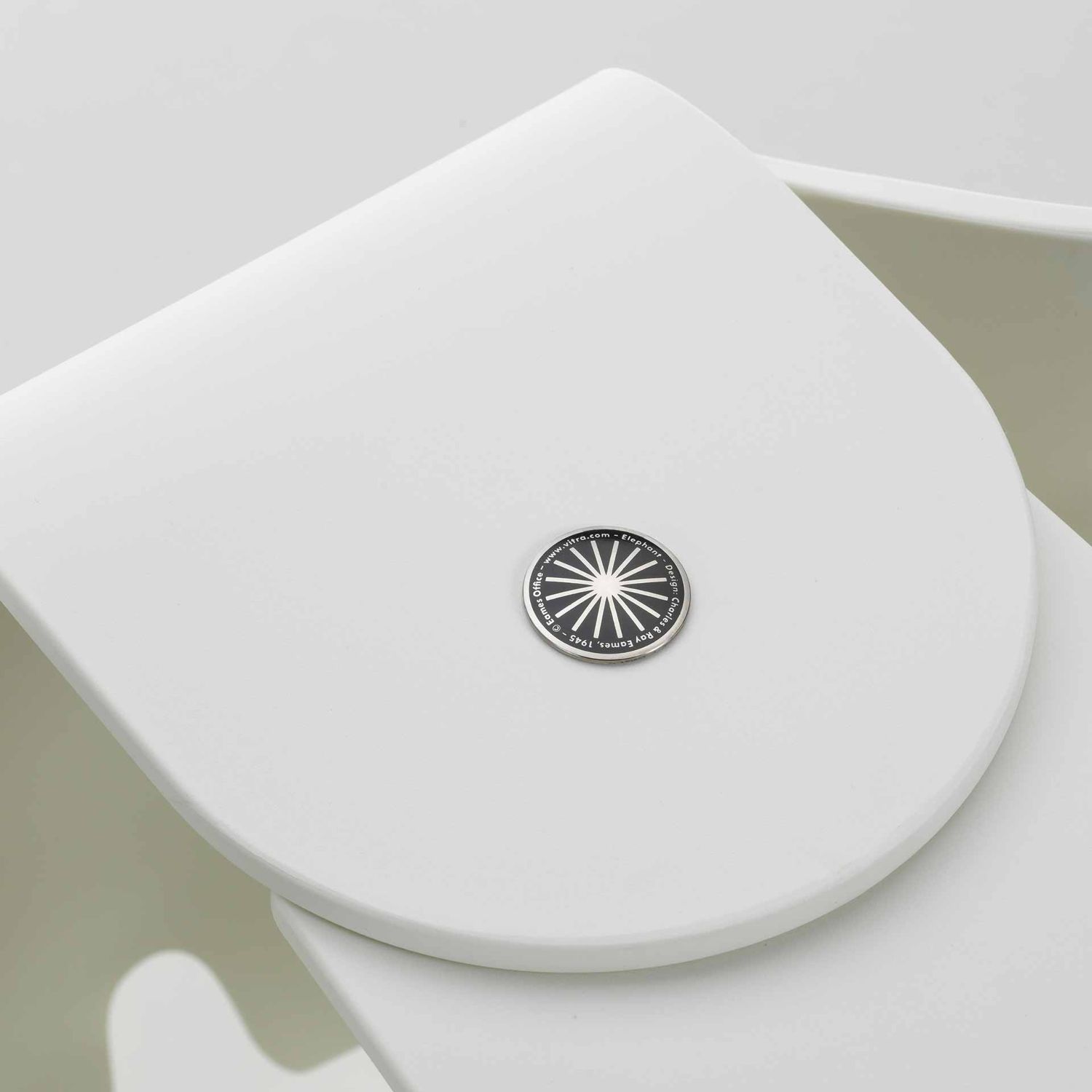 Vitra - Eames Elephant RE weiß