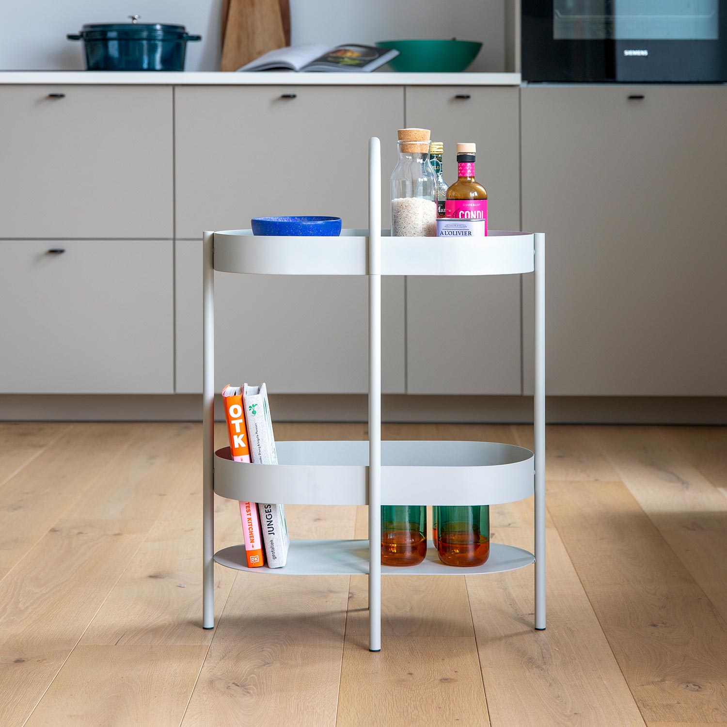 REMEMBER - Beistellkonsole Barbara grün