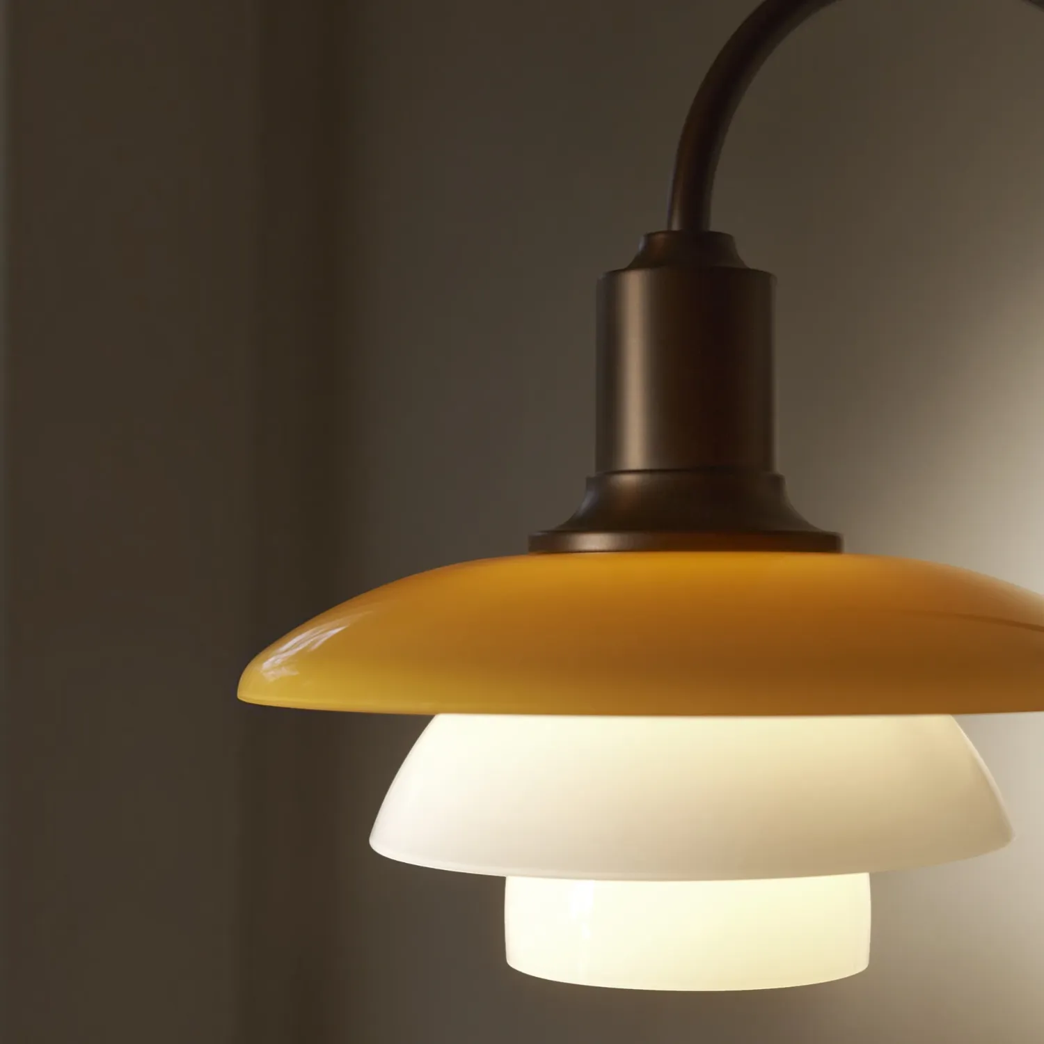 Louis Poulsen - PH 2/2 Wandleuchte Centenary Edition