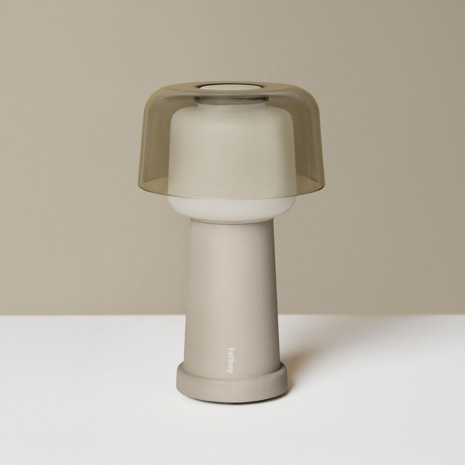 Fatboy - Revolve Portable Tischlampe sandy clay