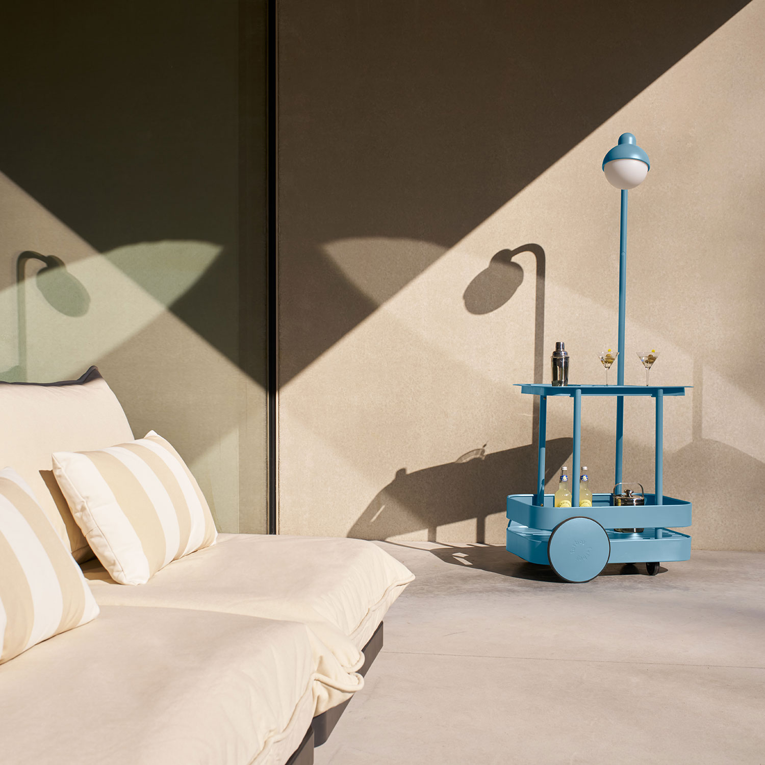 Fatboy – Jolly Trolley Beistellwagen light grey