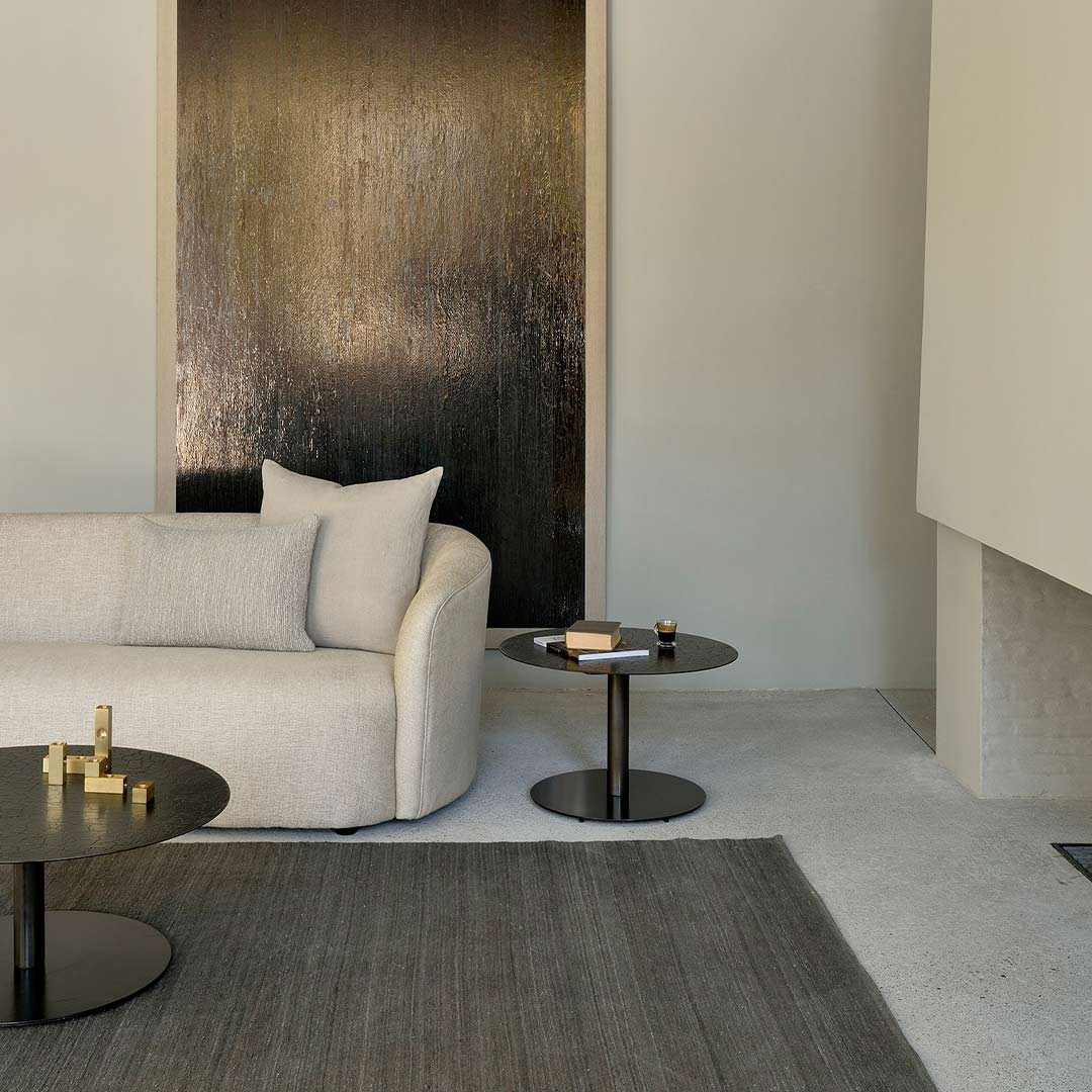 ethnicraft sphere beistelltisch raum blick ambiente sofa 88495