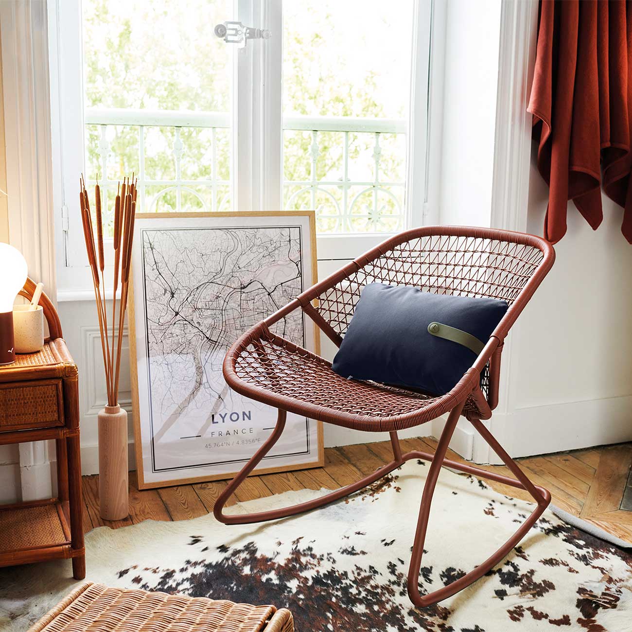 fermob sixties schaukelstuhl indoor ockerrot 79822