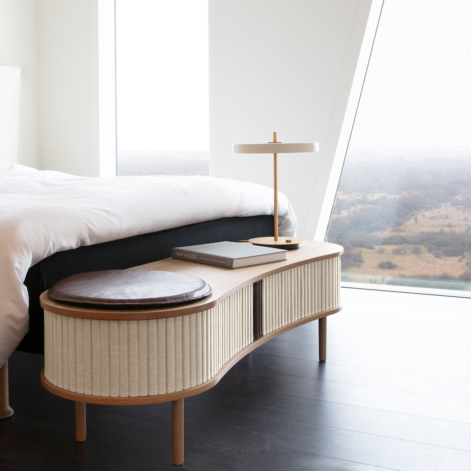 tv bank audacious umage 80906