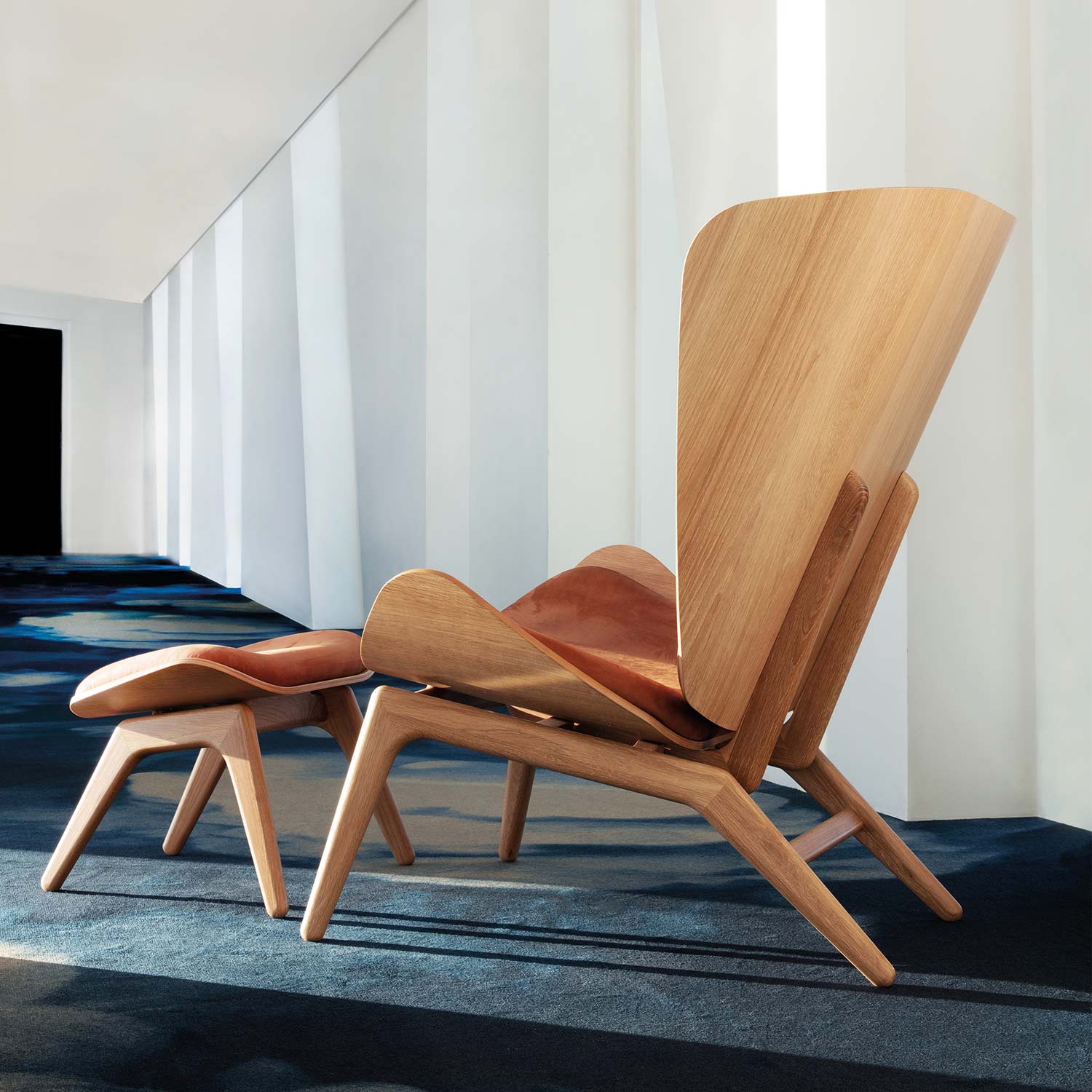 the reader ottoman dunes rust umage 78367