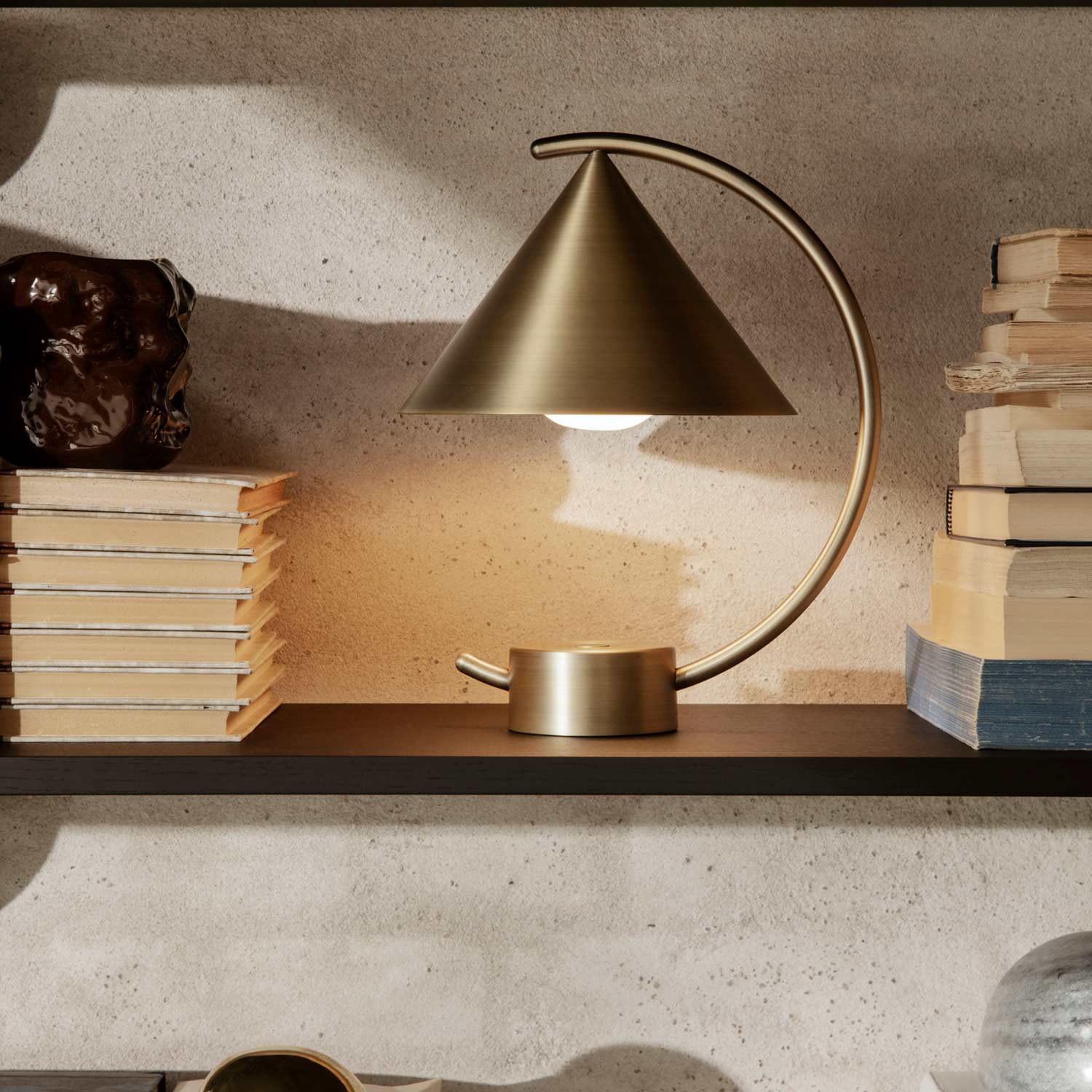 ferm living meridian lampe brass tischleuchte 60479