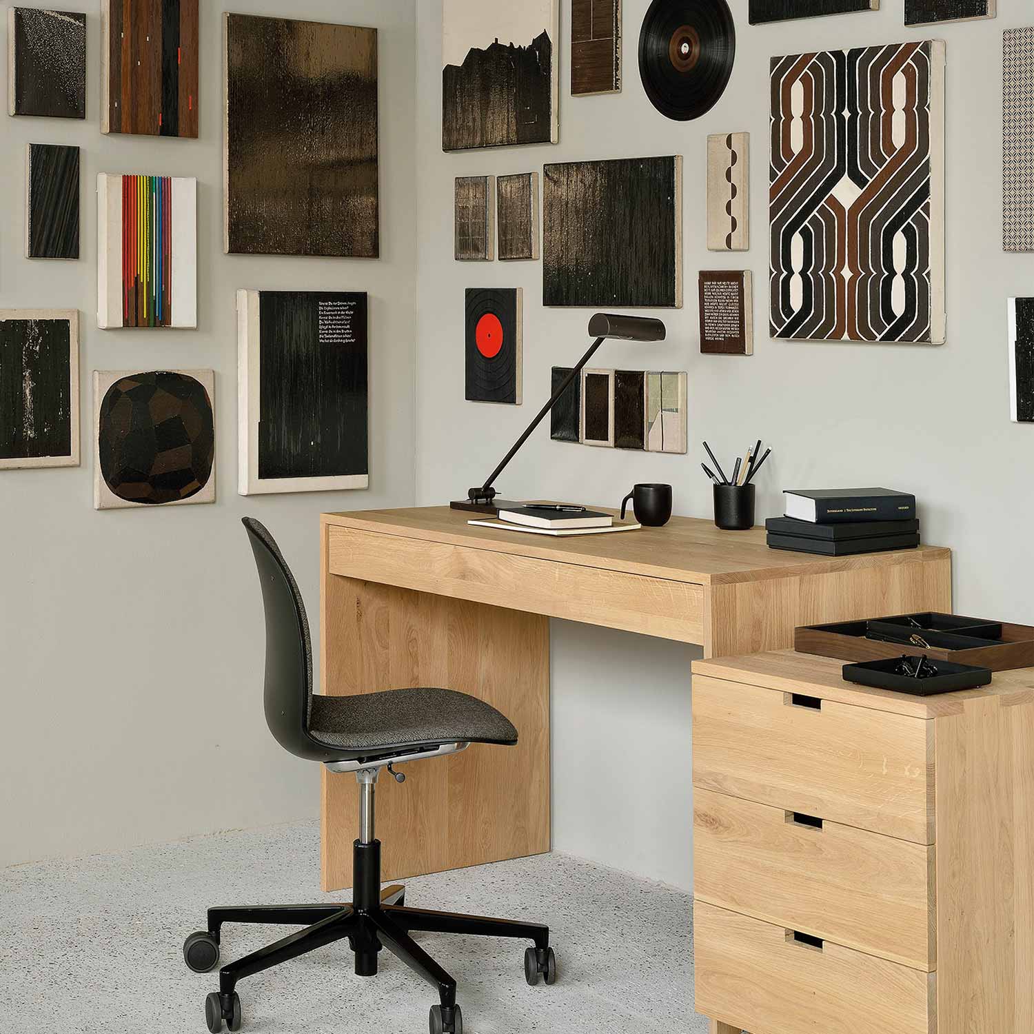 ethnicraft schreibtisch butler charcoal ambiente zimmer 84635