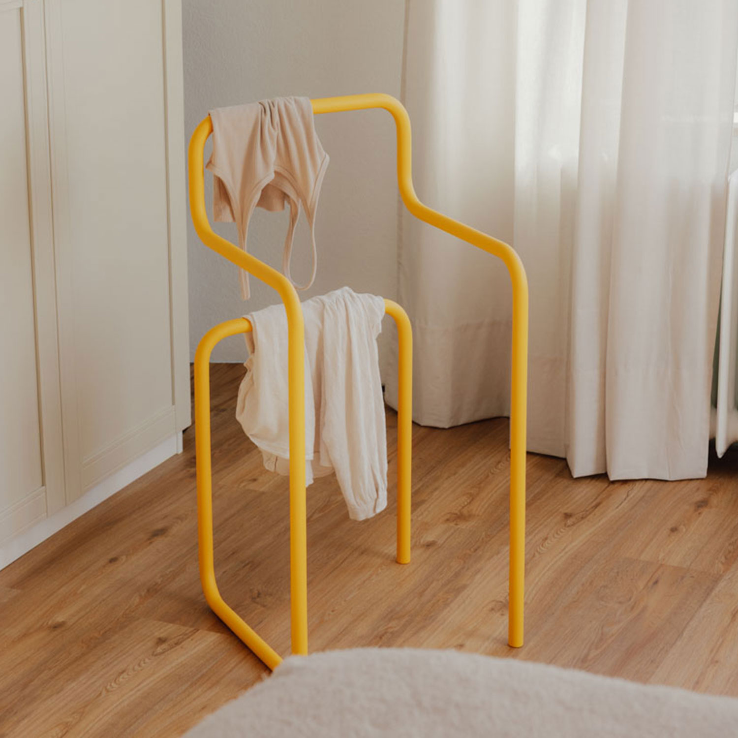 Metallbude - James Herrendiener schwarz