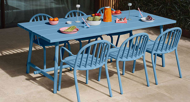 Fatboy Gartenmöbel Freds Outdoor Armlehnstuhl auf Terrasse