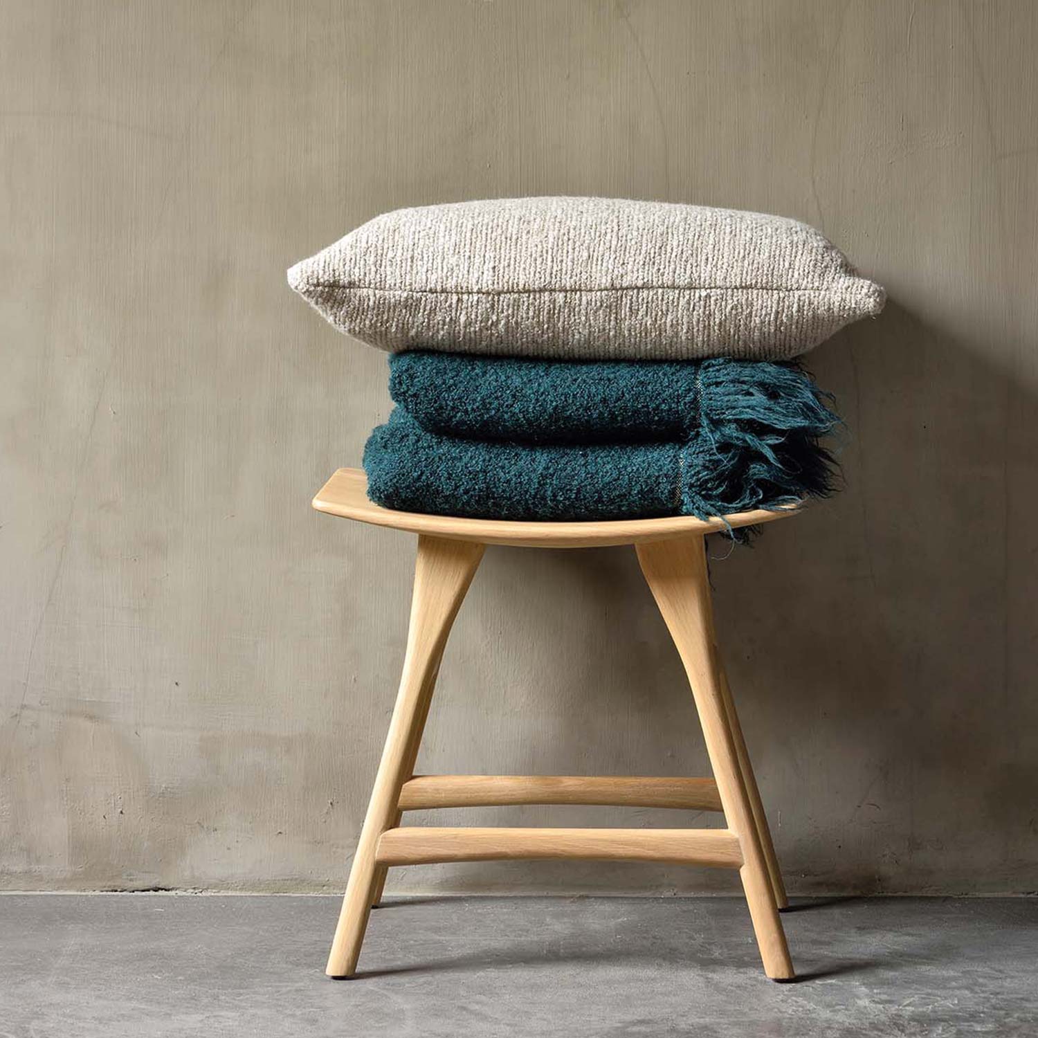 ethnicraft alpone plaid oat ambiente hocker 87886