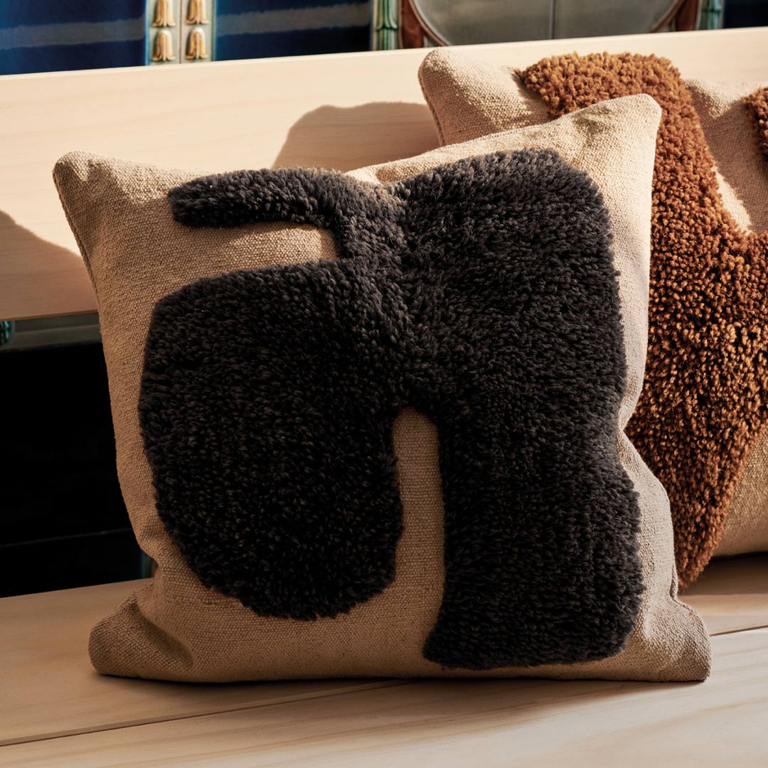 ferm living lay kissen ambiente sofa sand dunkelbraun 84661