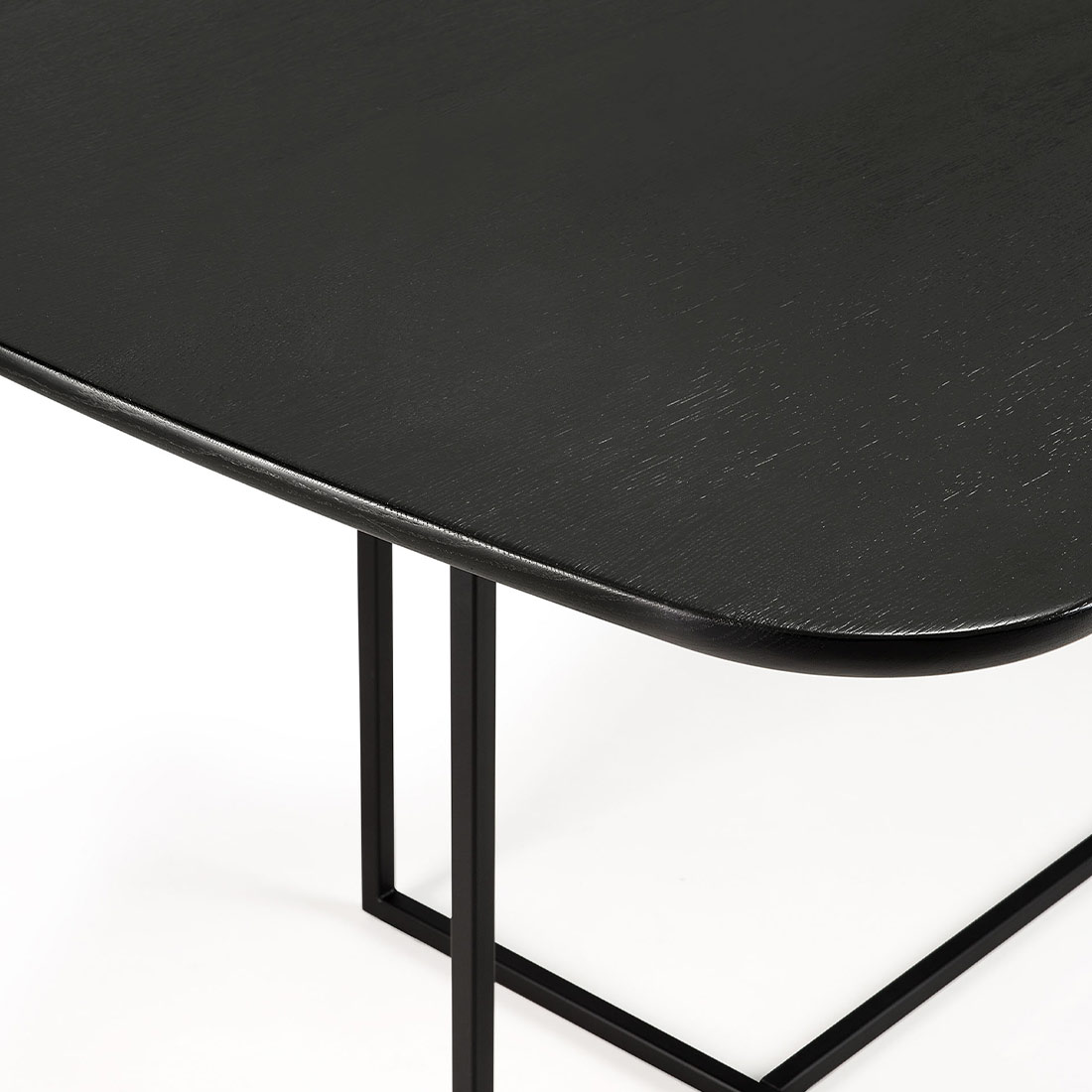 close up arc tischoberflaeche ethnicraft 88775