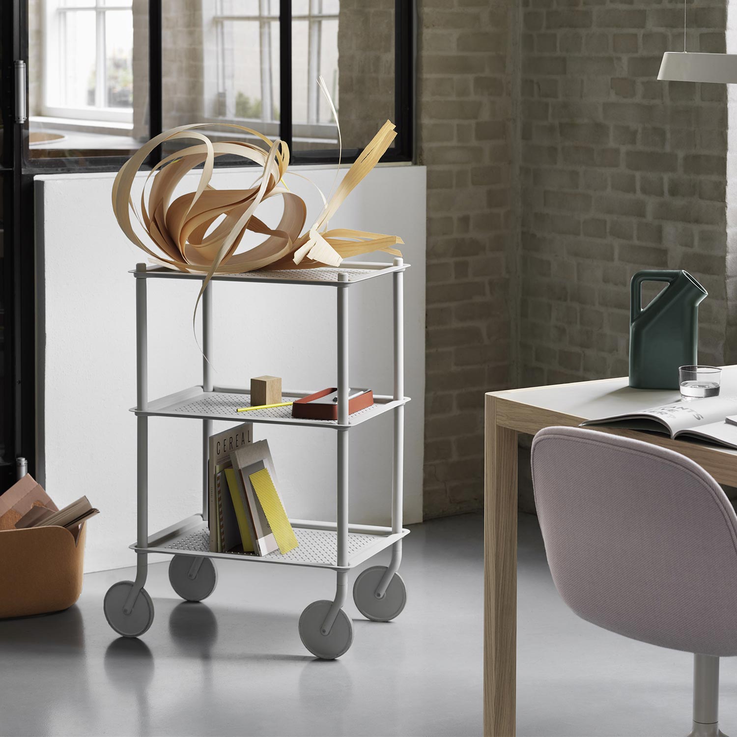 muuto flow trolley grau deko aufbewahrung container 65276