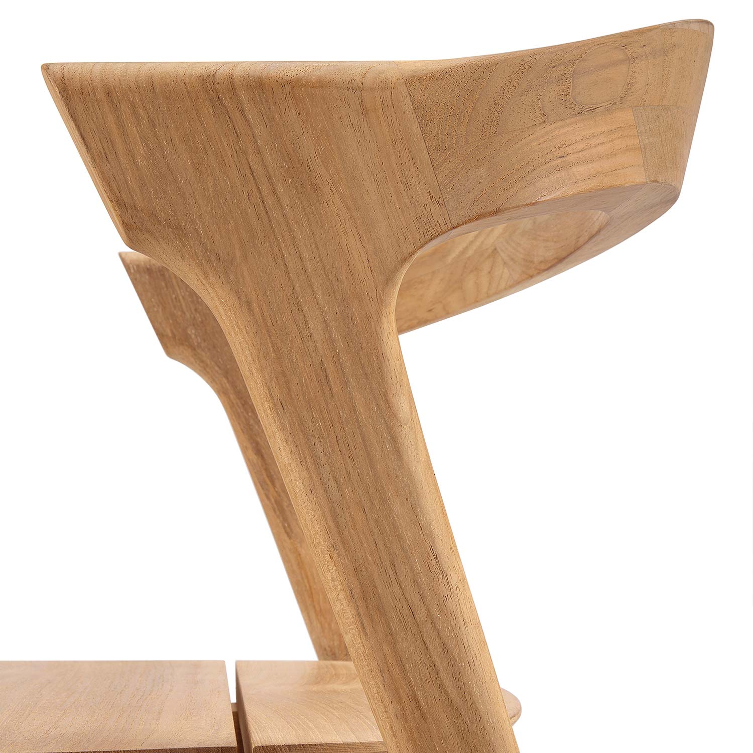 ethnicraft bok stuhl fuer draussen freisteller lehne close up 90899