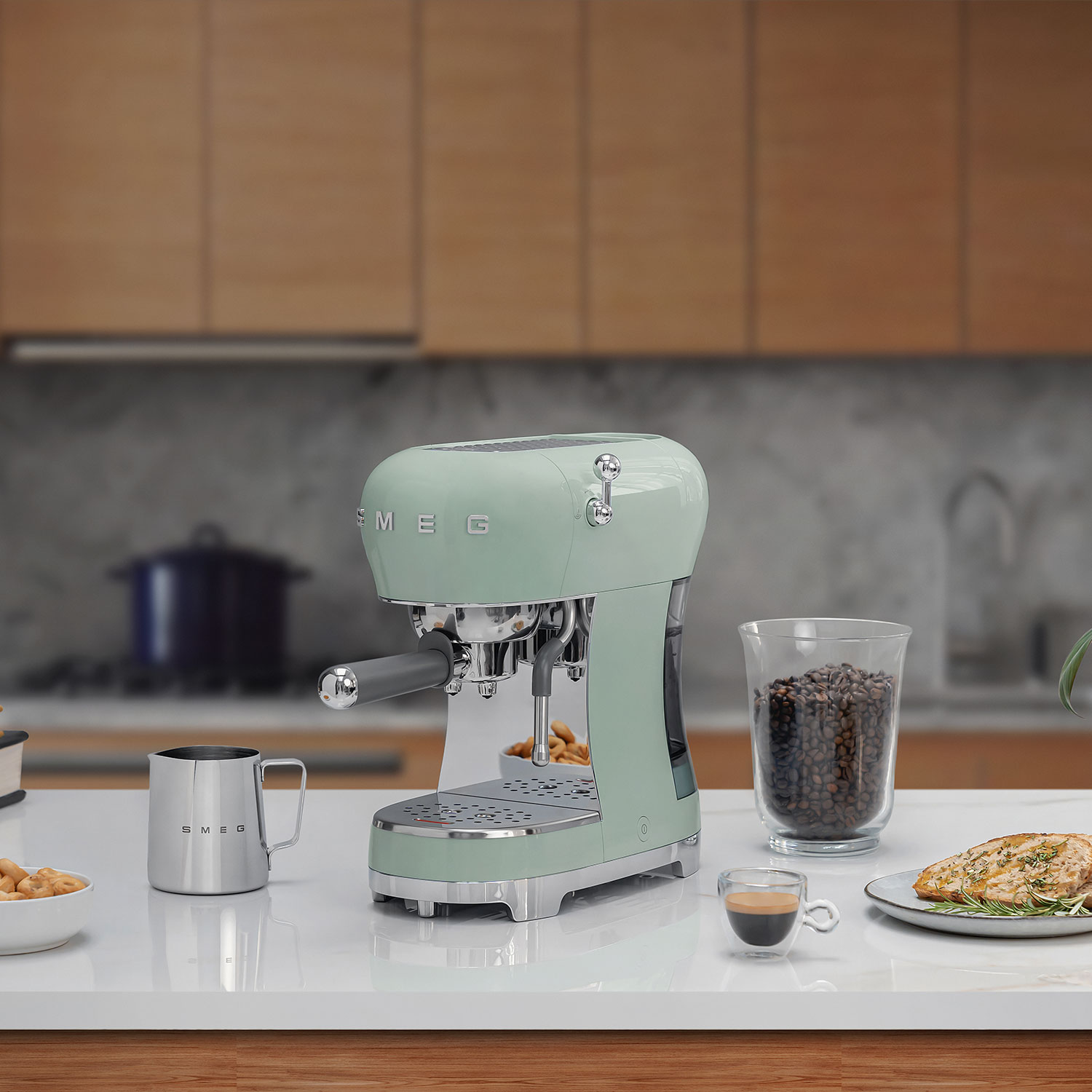 smeg espressomaschine ecf02 pastellgruen kuechenzeile 96225