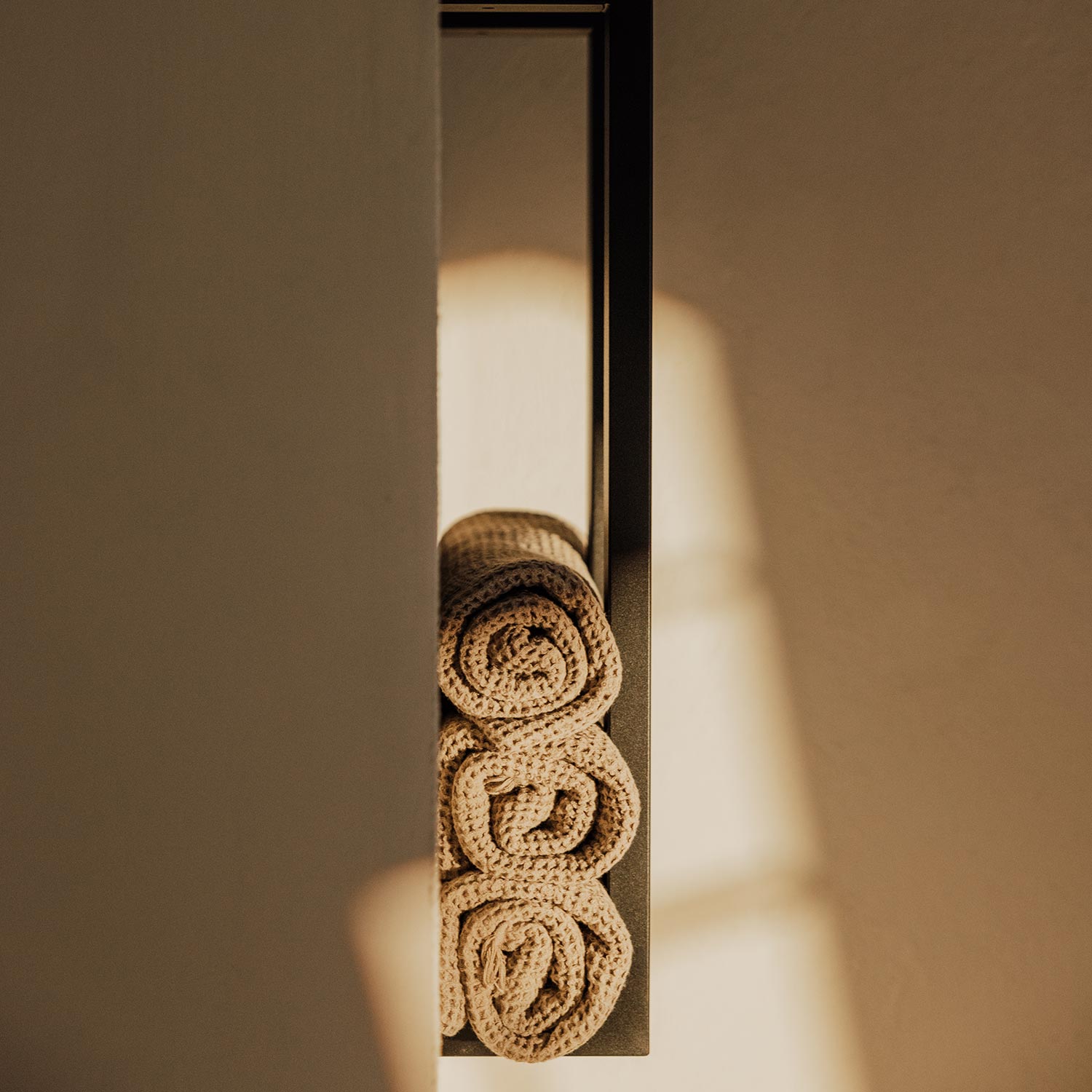 metallbude nali handtuchhalter schwarz badezimmer doppelt seitlich 96913