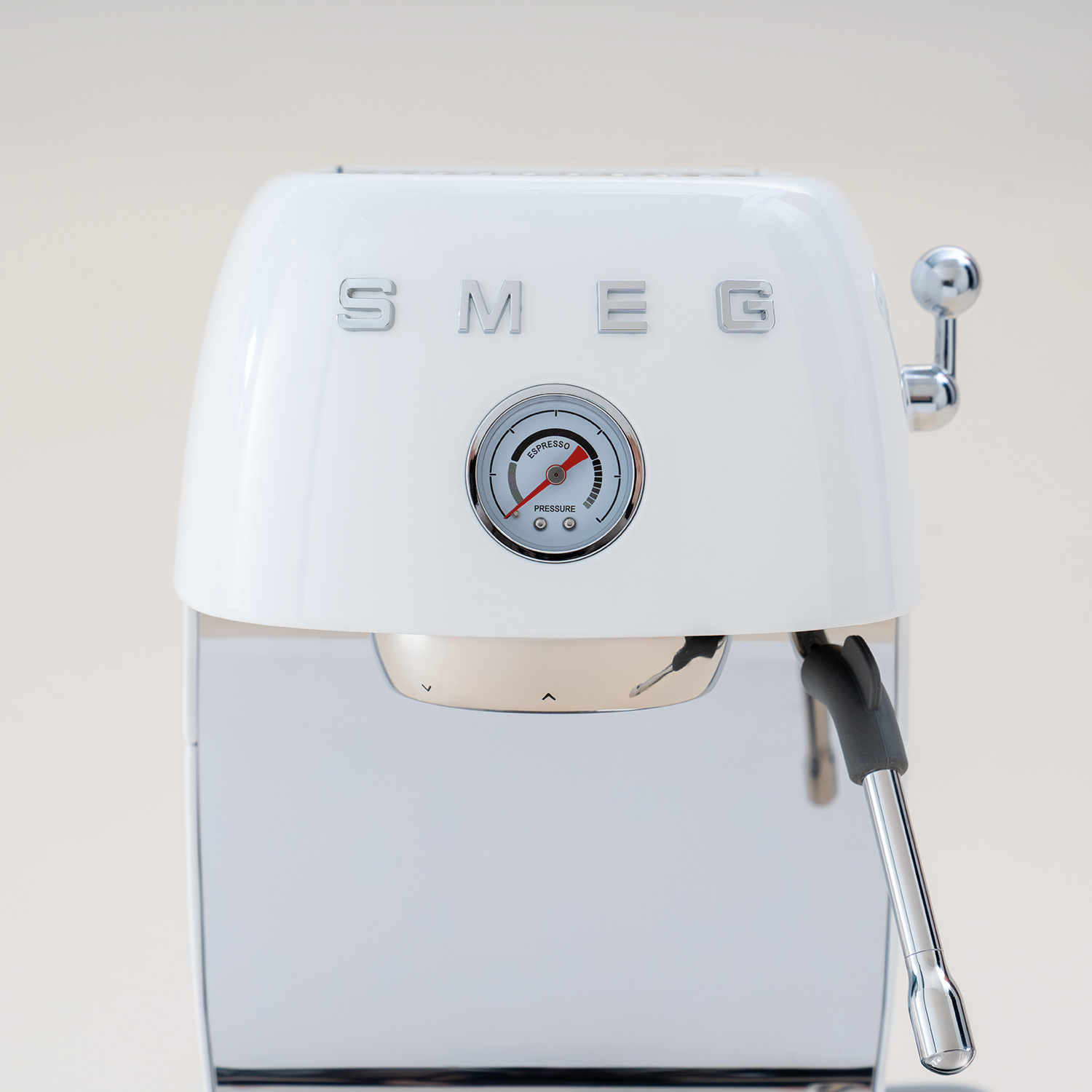 SMEG - Premium-Siebträger-Espressomaschine ECF03 schwarz