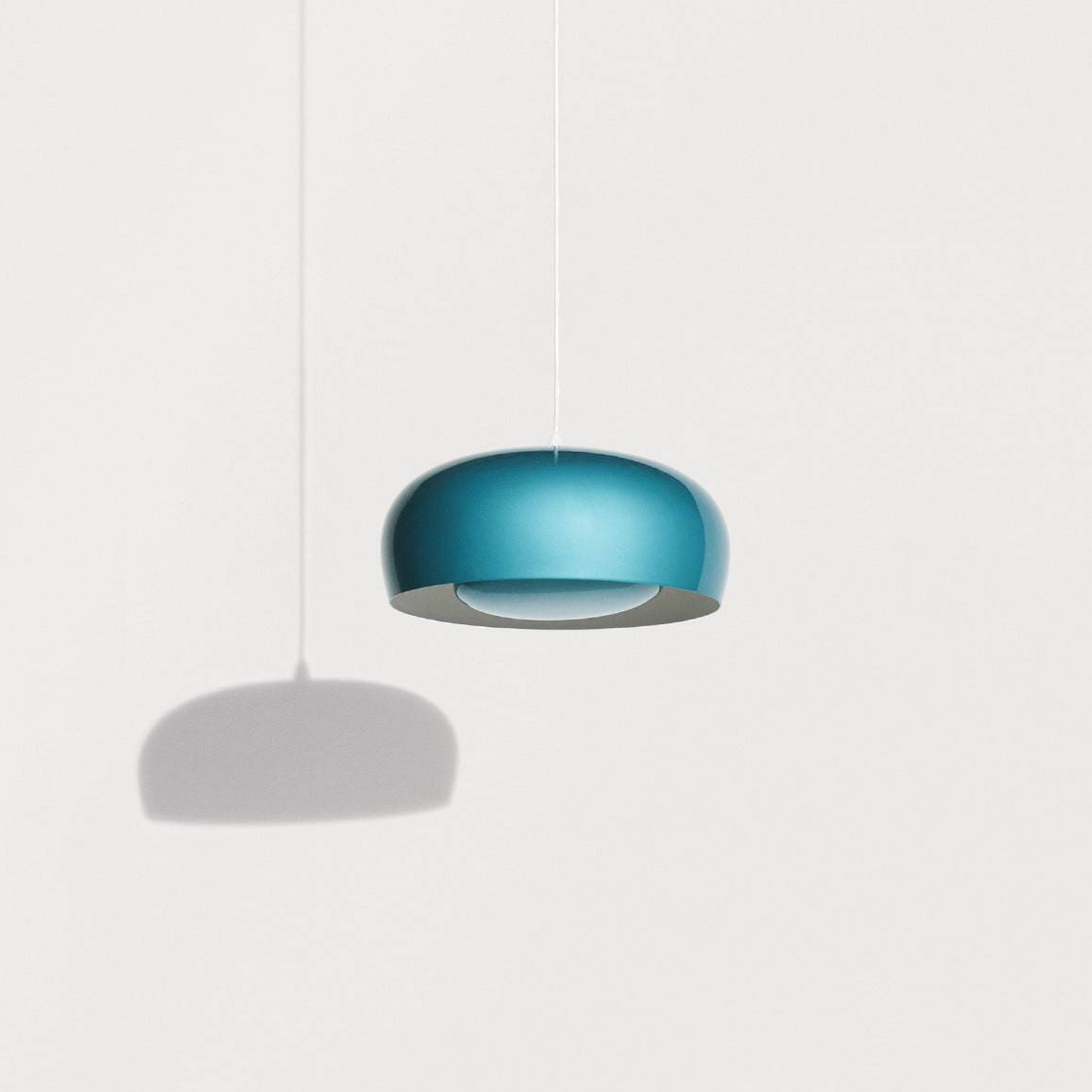 Brush small light blue