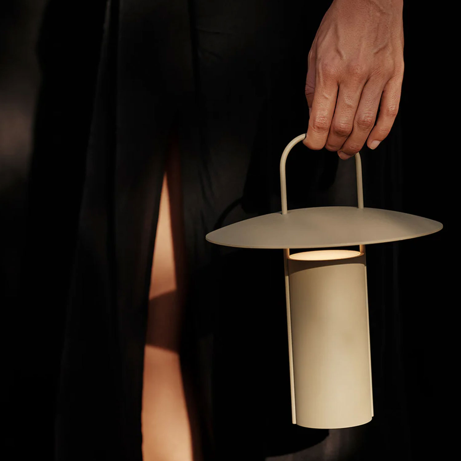 Audo - Ray Tischleuchte tragbar schwarz