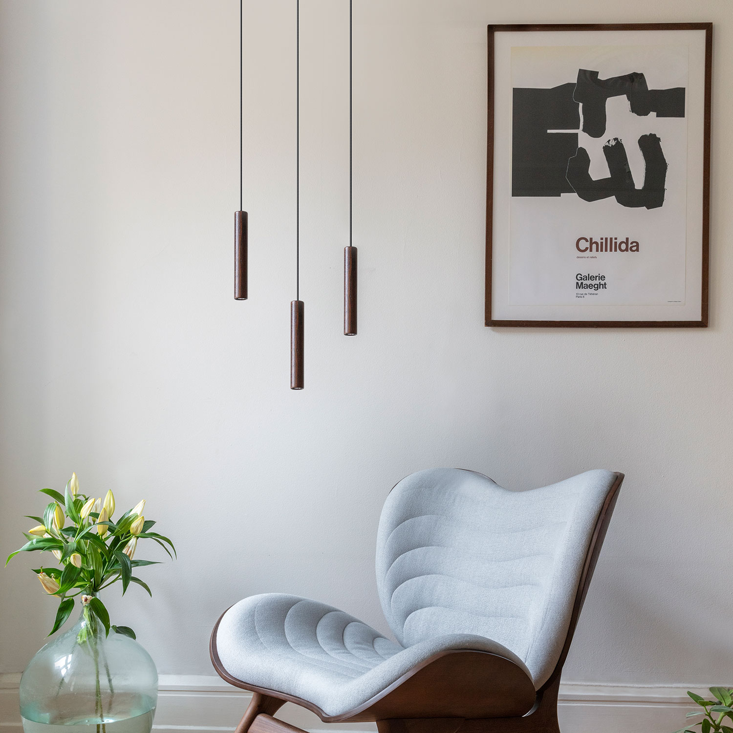 umage chimes dark oak Sessel