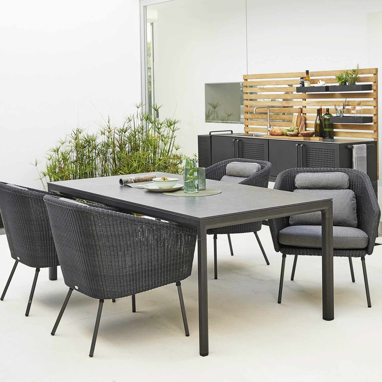 cane line mega dining sessel tisch ambiente 89252