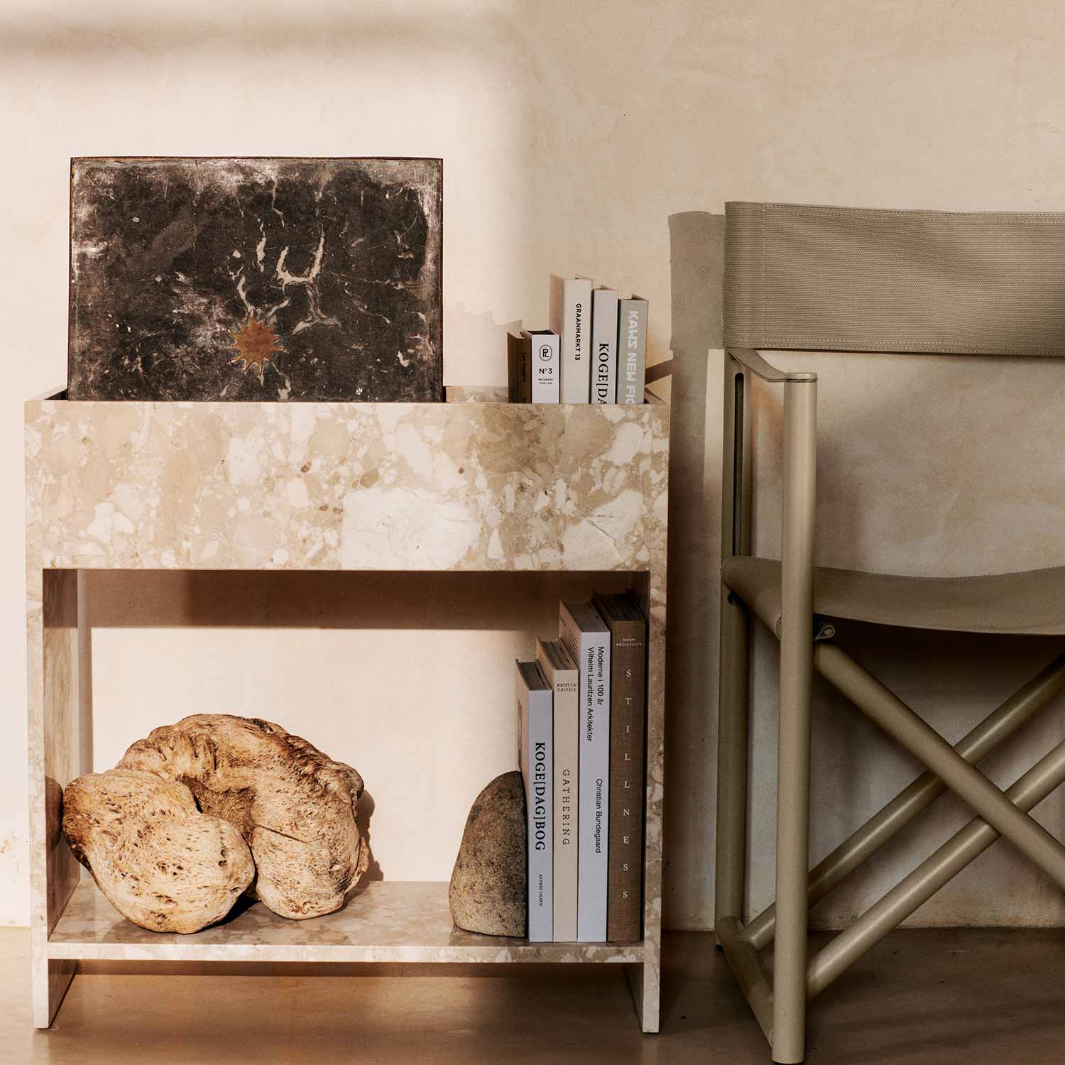 Ferm Living - Plant Box Stein mit Ablage sand