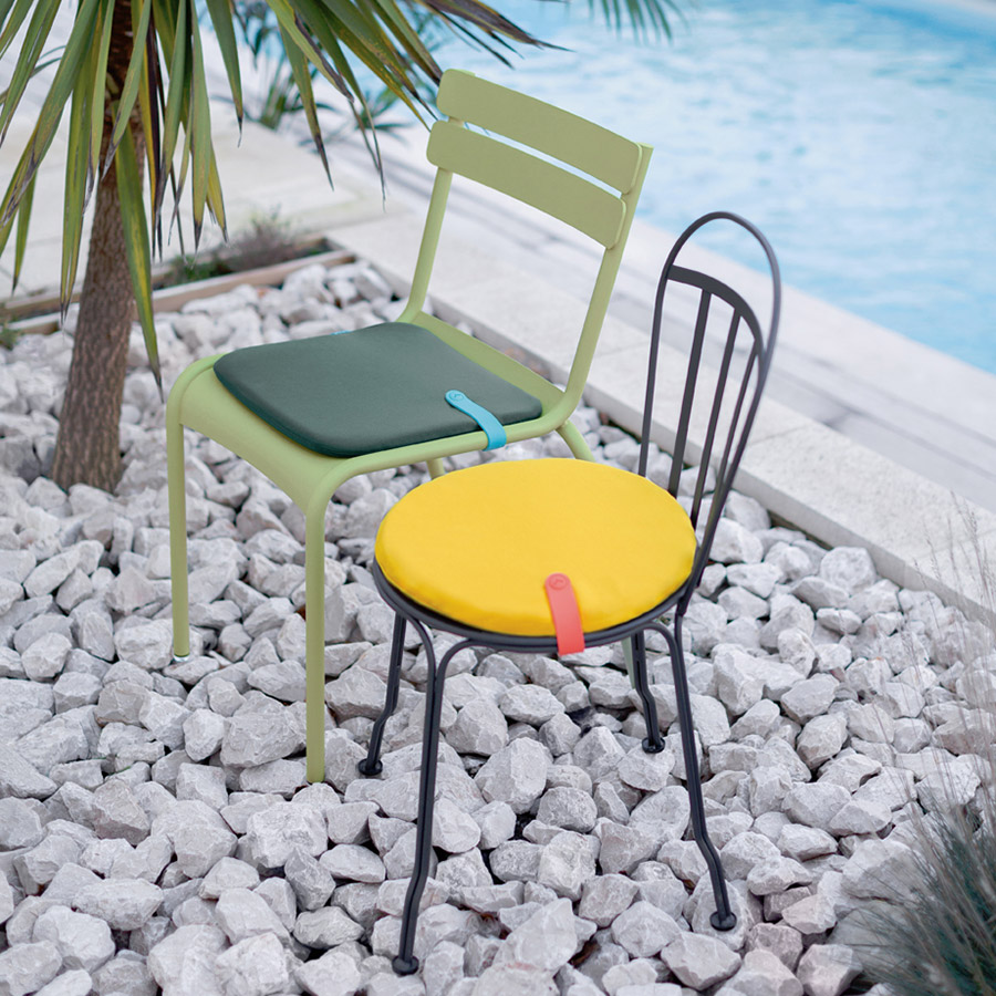 sitzkissen color mix 41x38 nachtblau fermob 77779