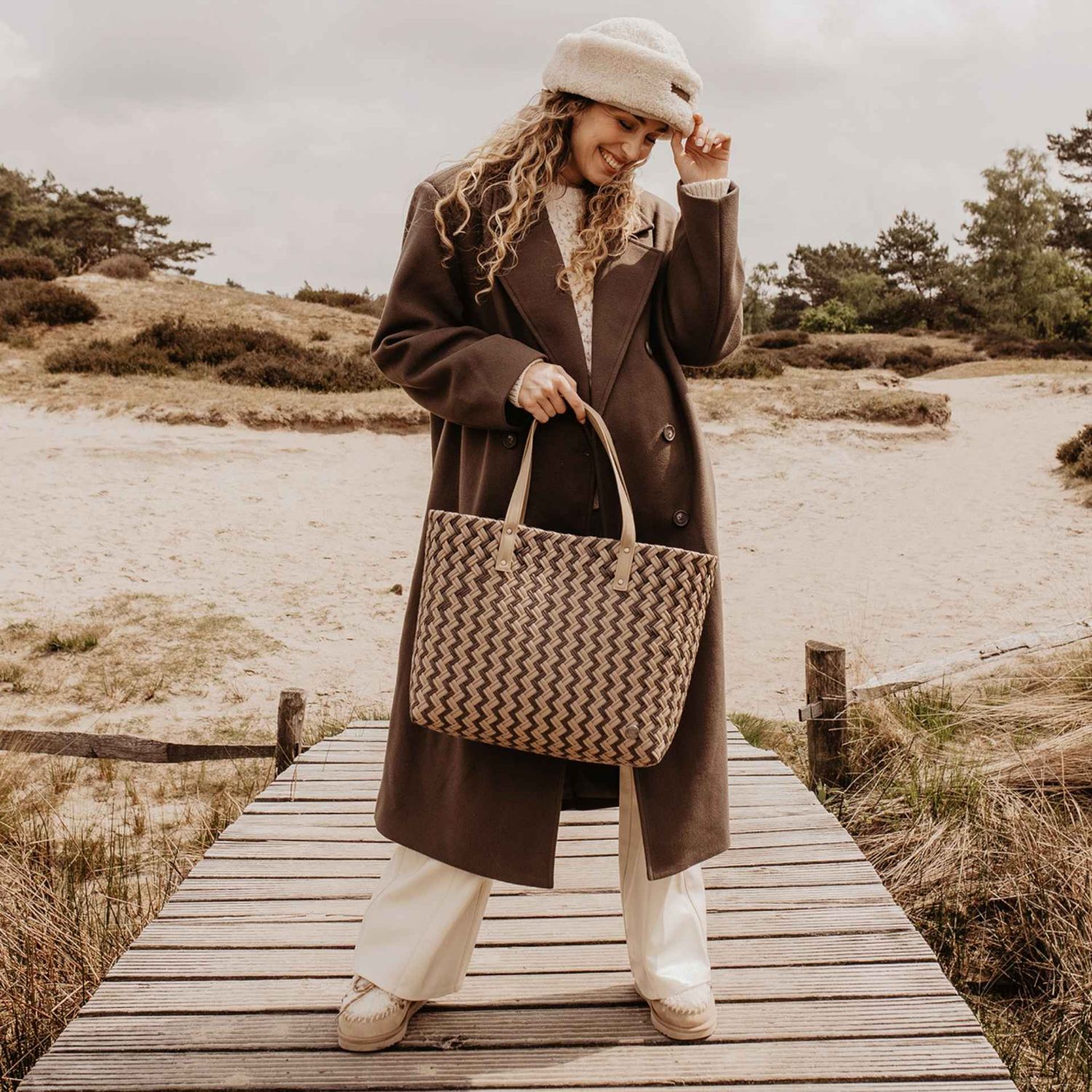 Handed By - Faye Shopper raspberry pink pattern