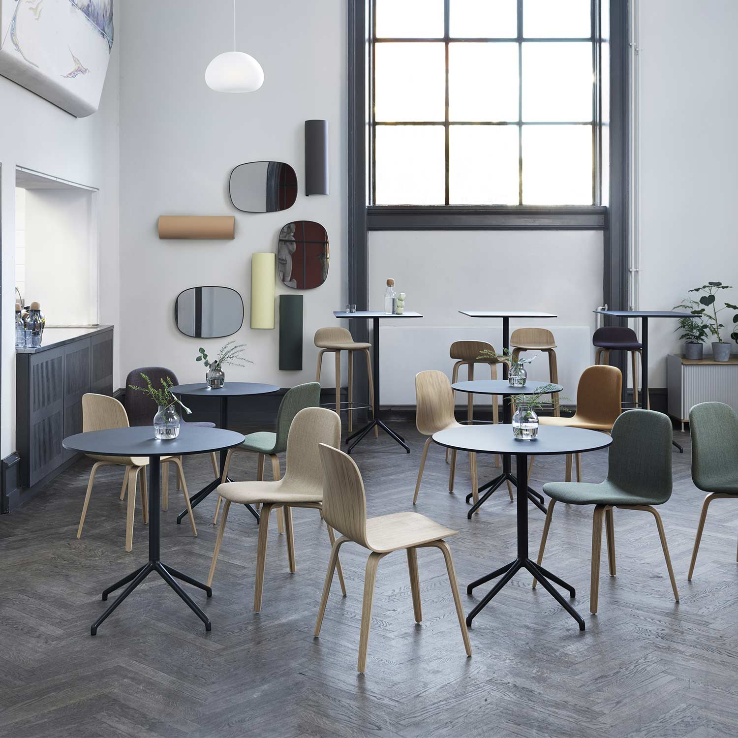 muuto visu stuhl framed mirror 68105