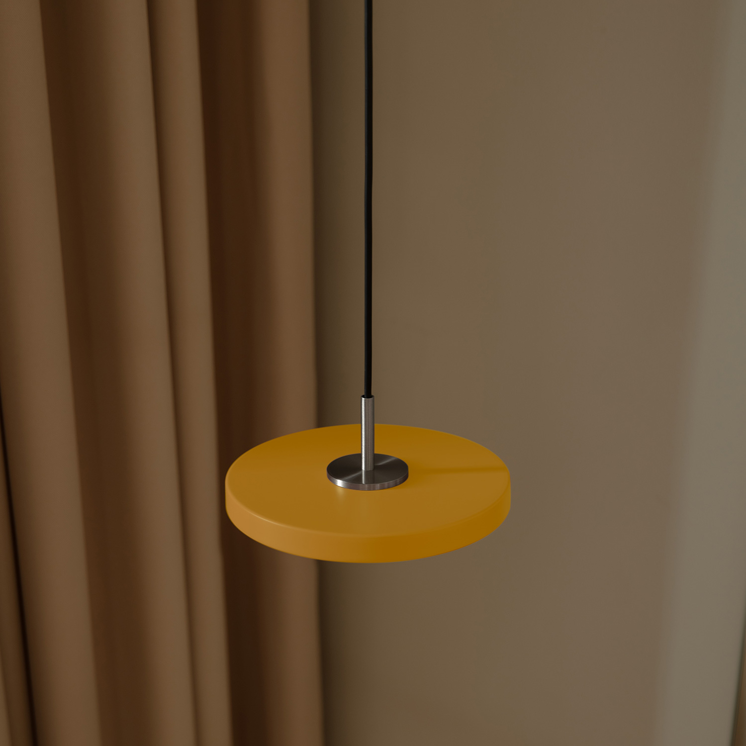 UMAGE - Asteria Micro Pendelleuchte anthrazit messing