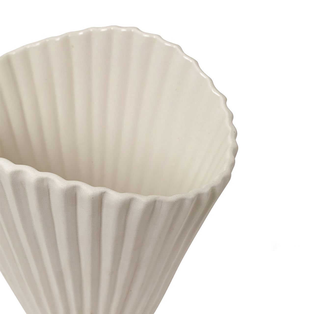 ferm living fountain vase freisteller oben 85852 1280x1280 104447