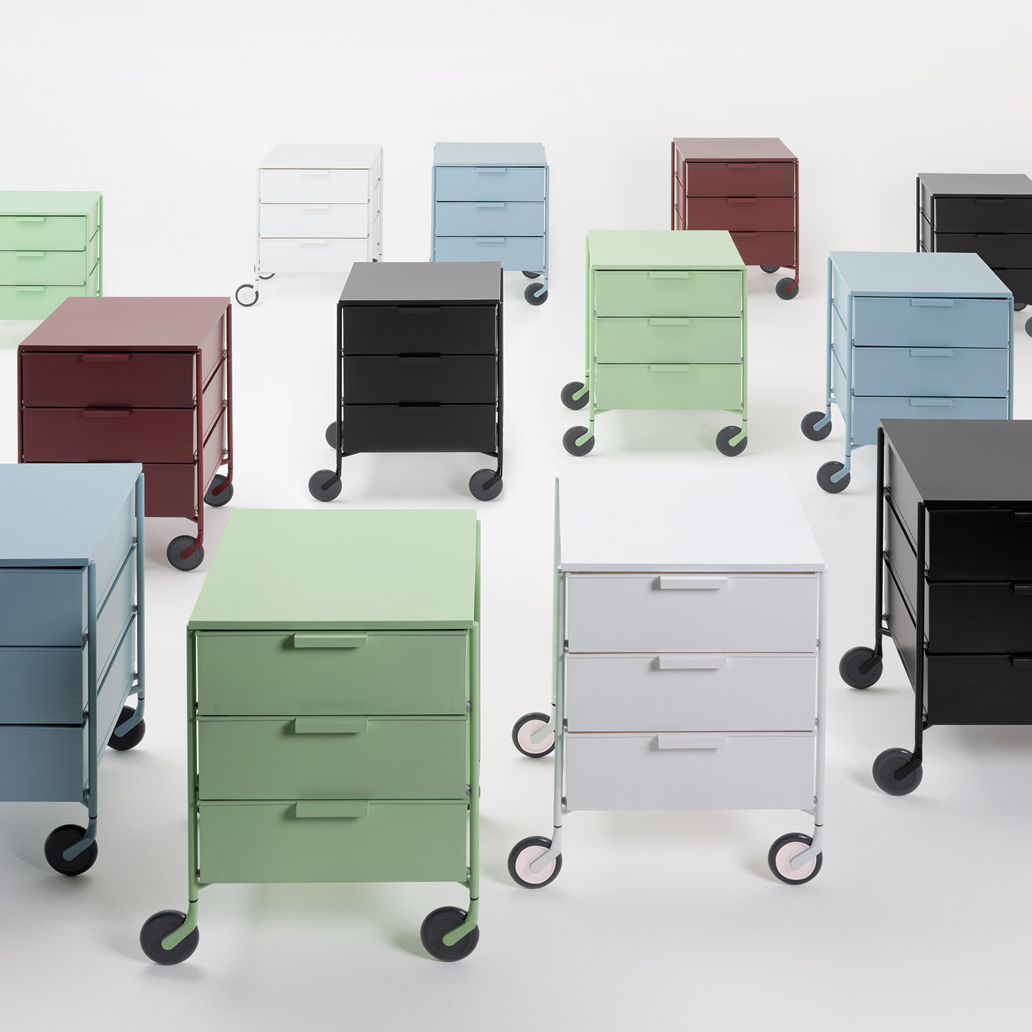 kartell mobil mat verschiedene farben 57912