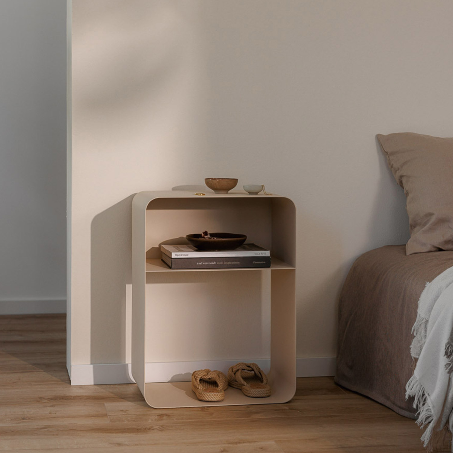 Metallbude - Damio Nachttisch schwarz