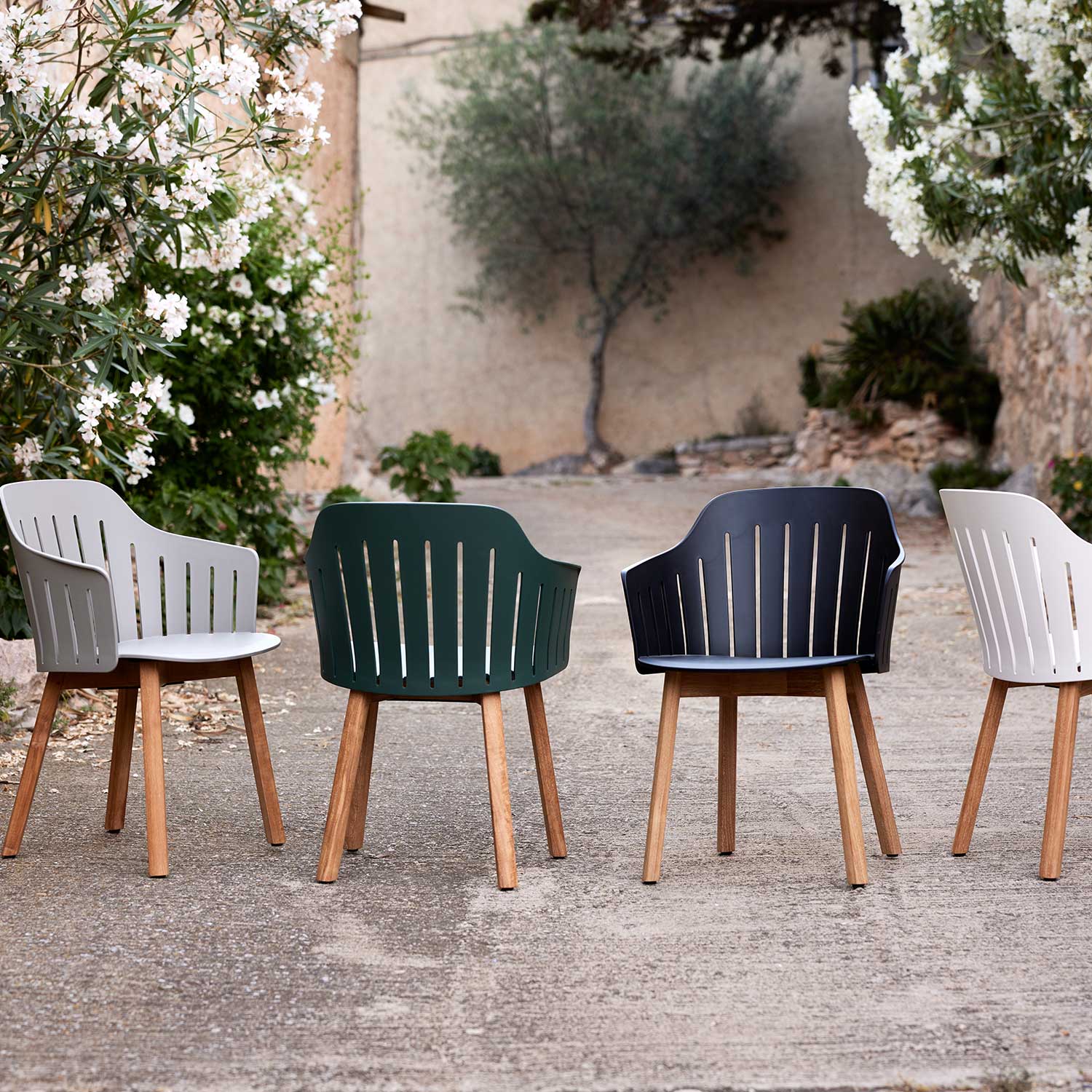 choice sessel teak mit verschiedenen schalen cane line 98628