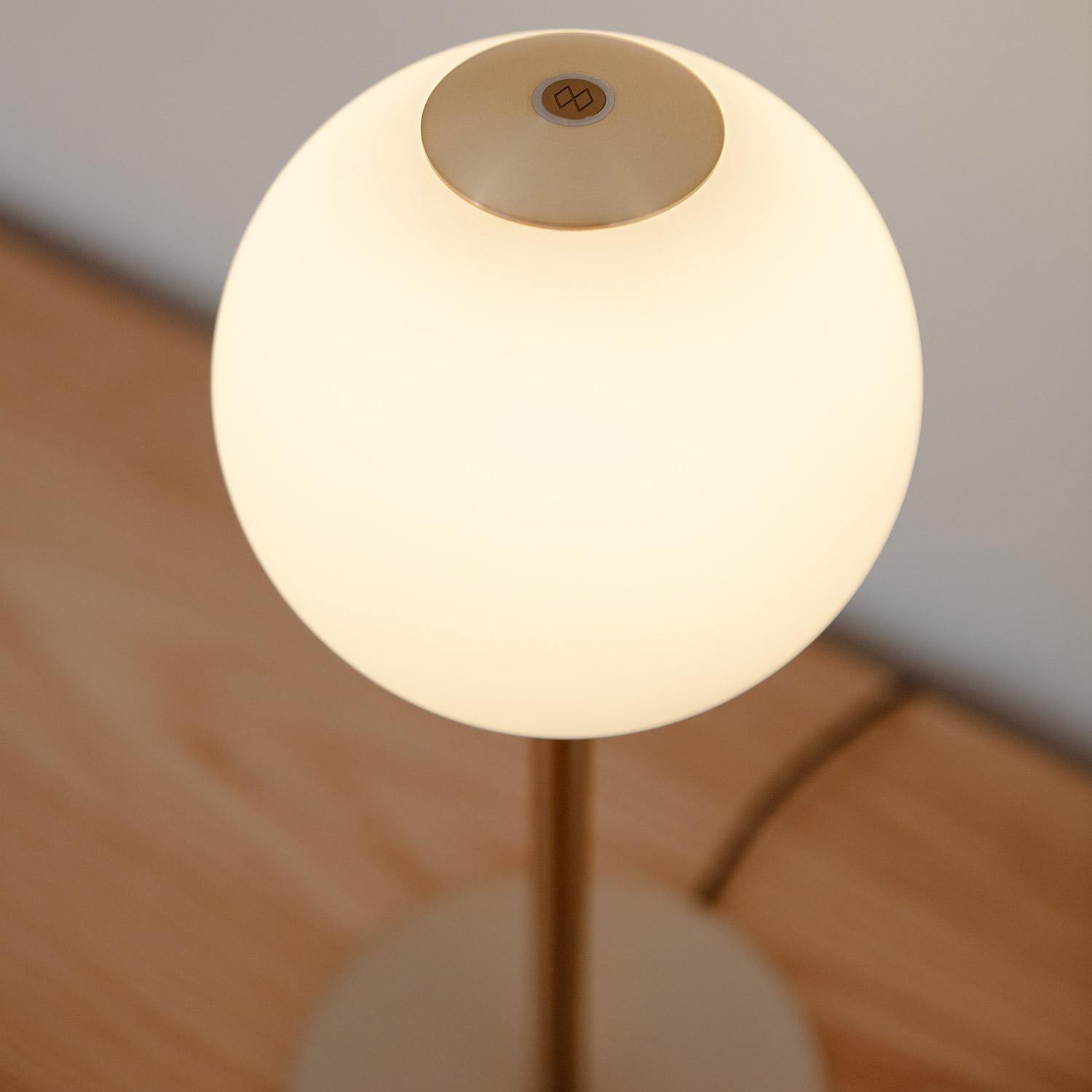 UMAGE - Audrey Tischleuchte stahl