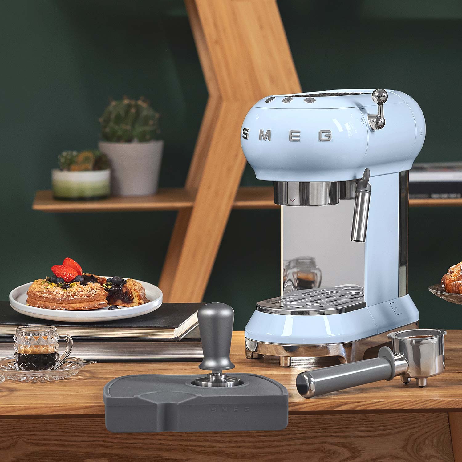 smeg espresso coffee stamper ECF01PBEU 80489