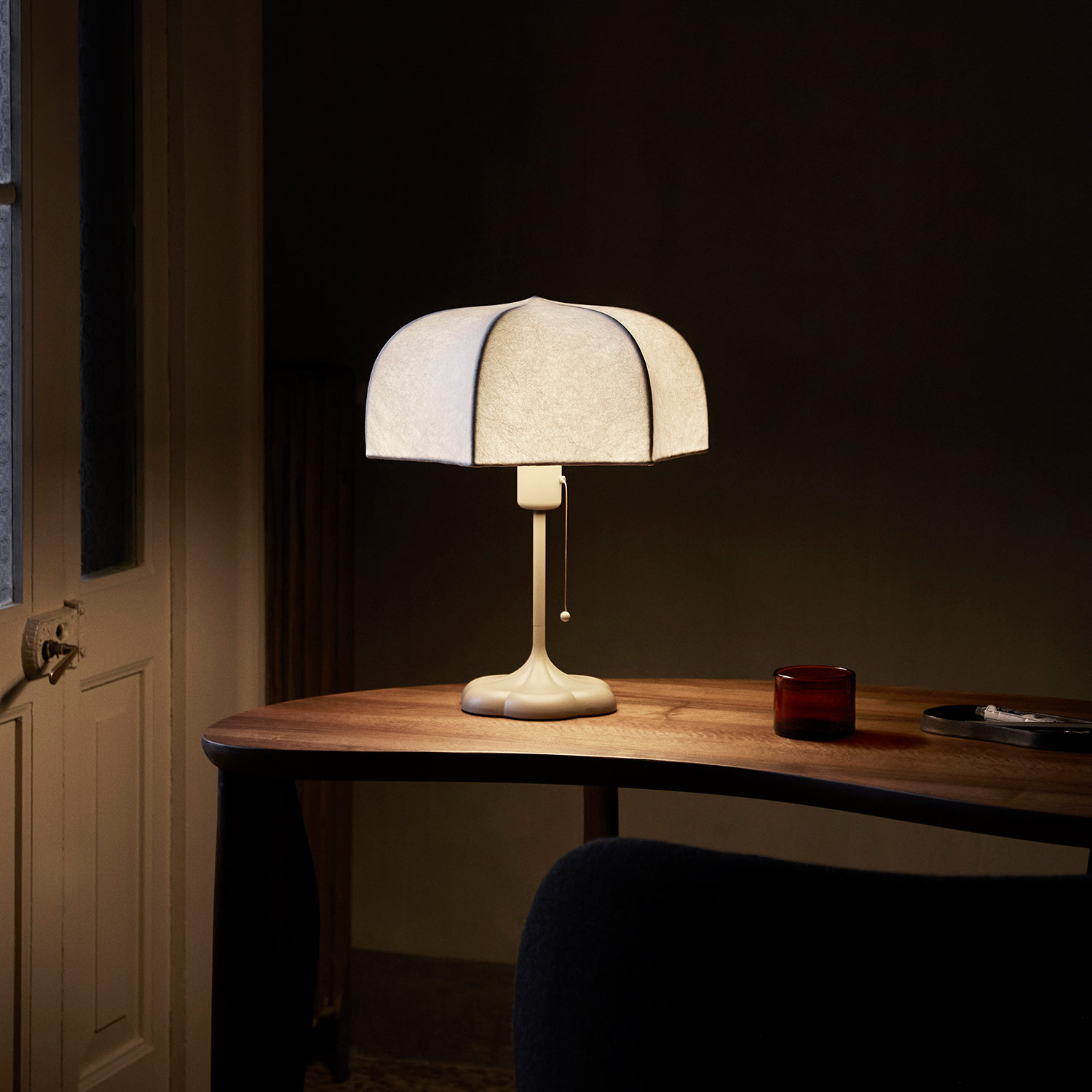 ferm living poem tischleuchte cashmere schreibtisch 91284