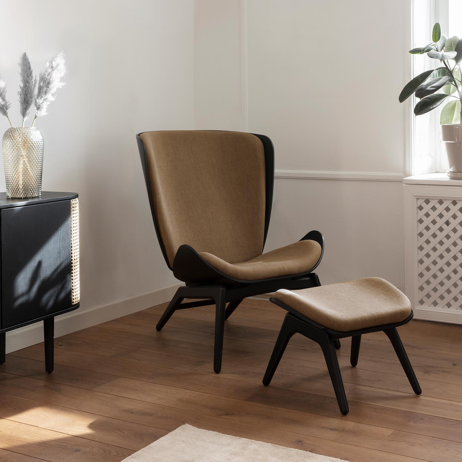 the reader mit ottoman umage 80799