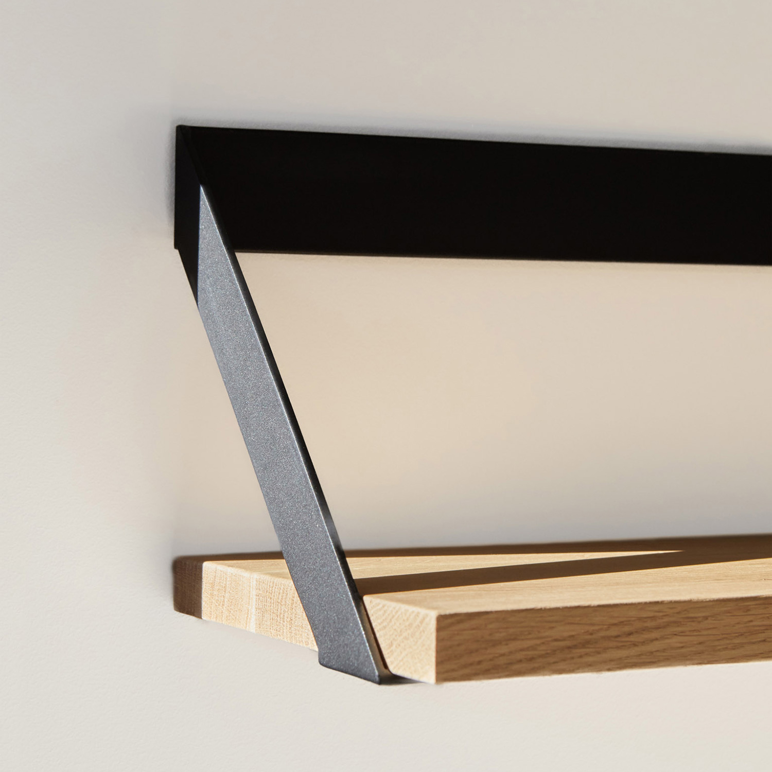 ribbon wandregal eiche schwarz detail 84077