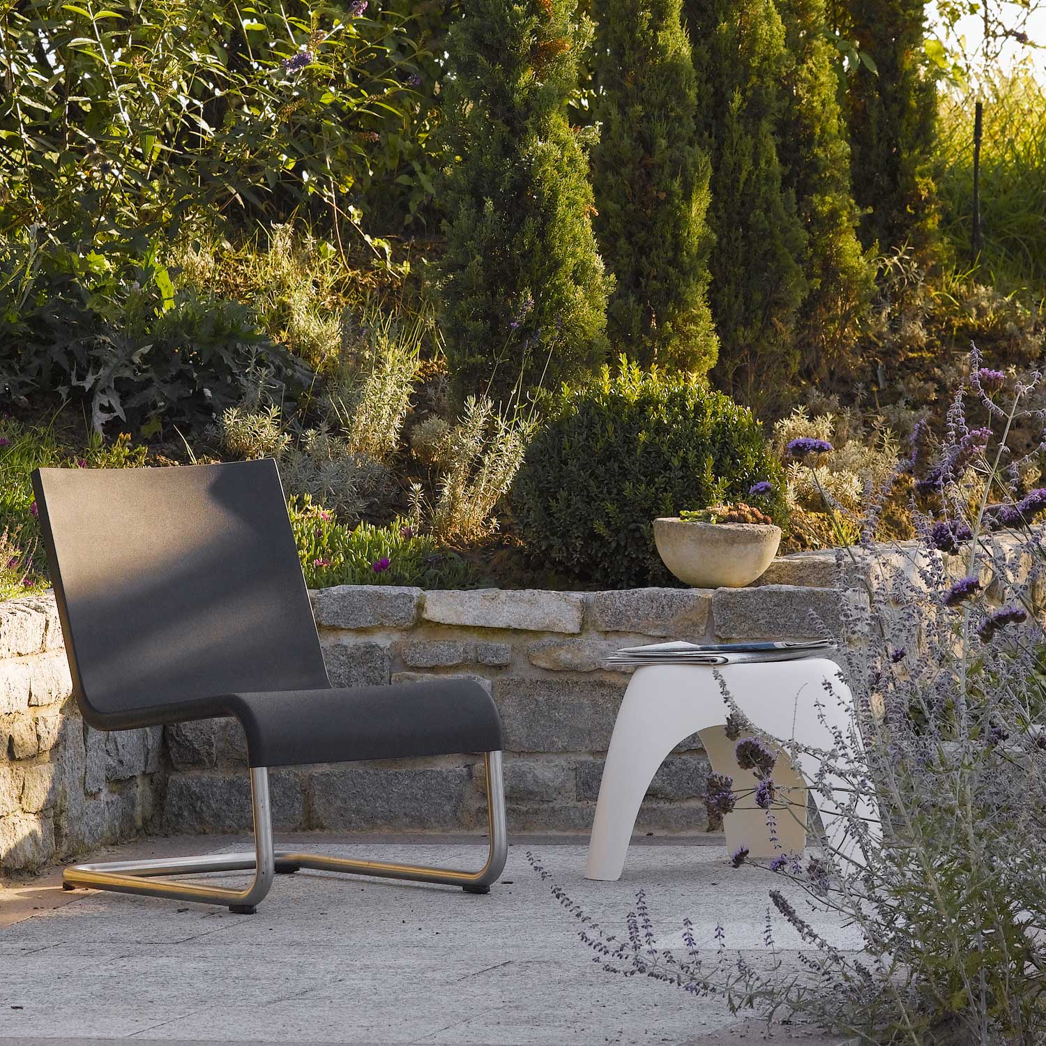 vitra Elephant Stool creme 2