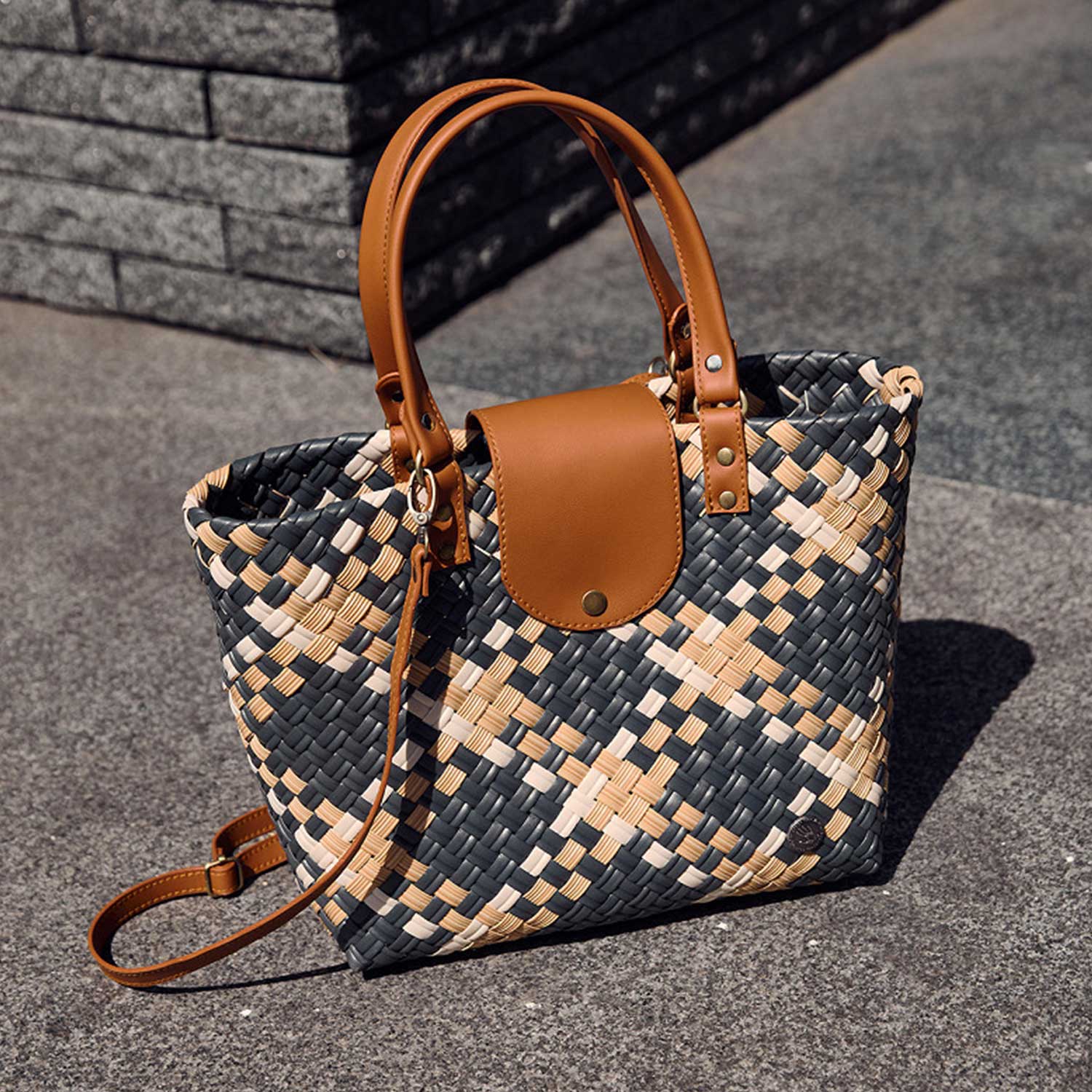 Handed By - Alley Shopper dark grey